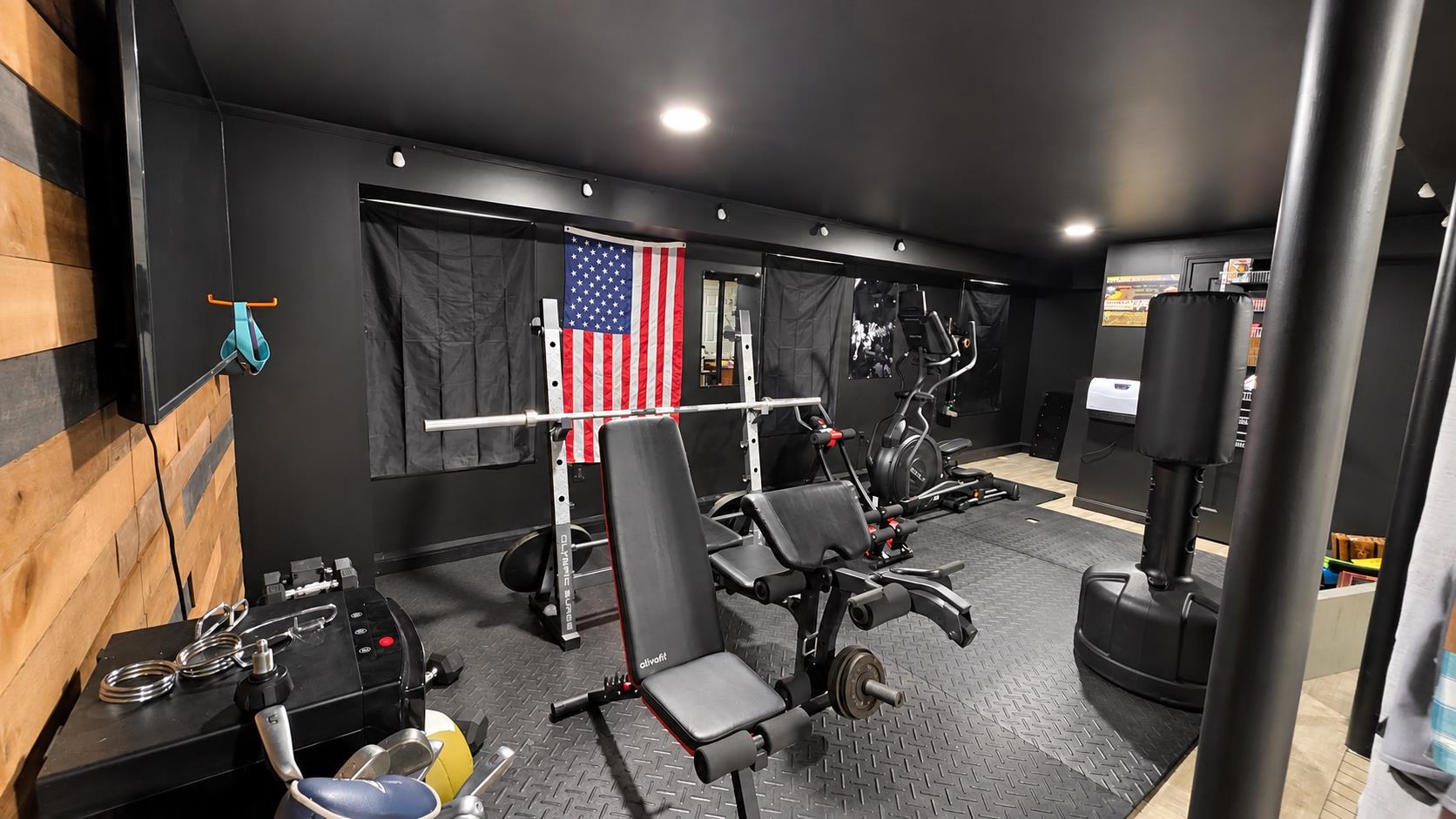 main property photo 29