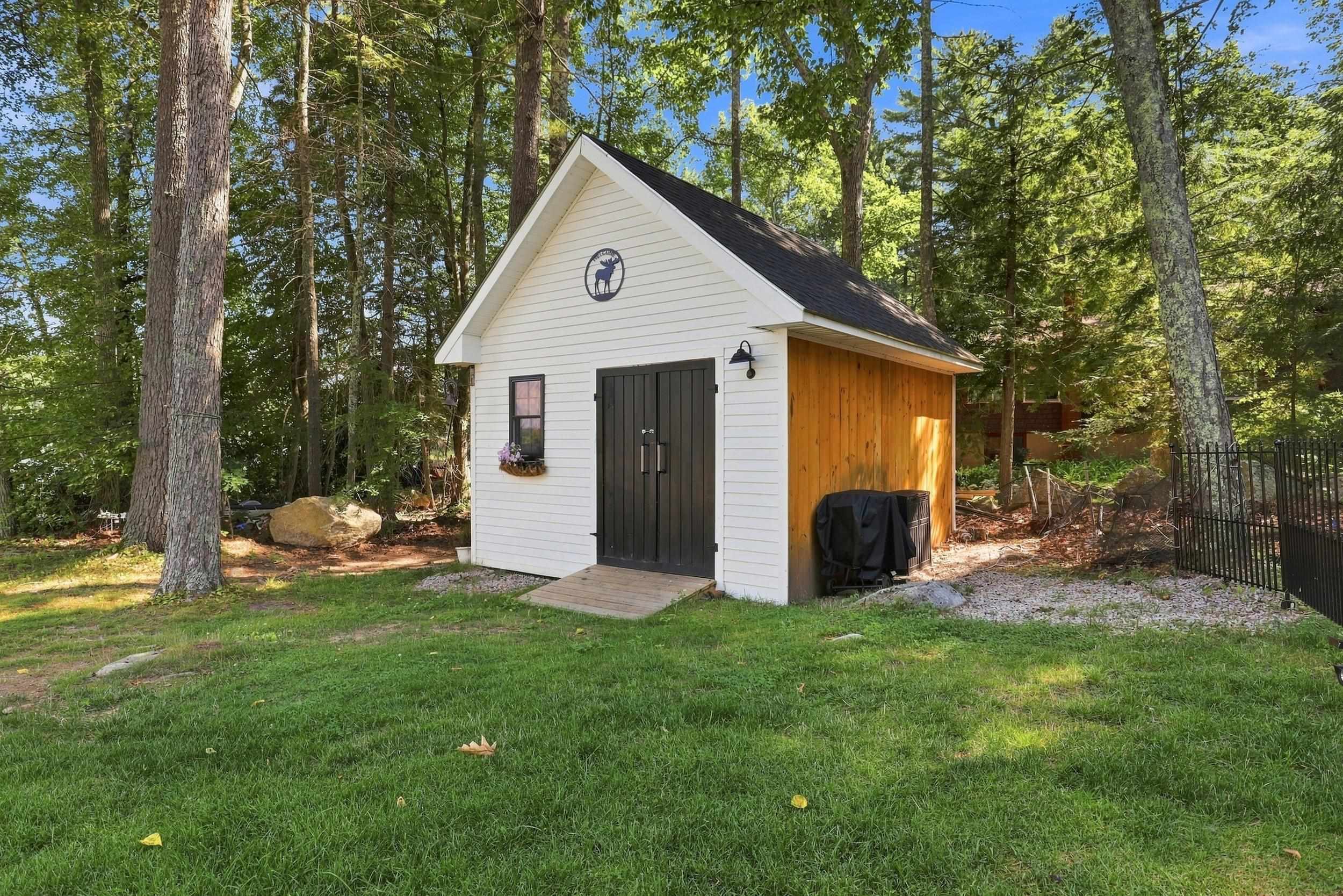 main property photo 54