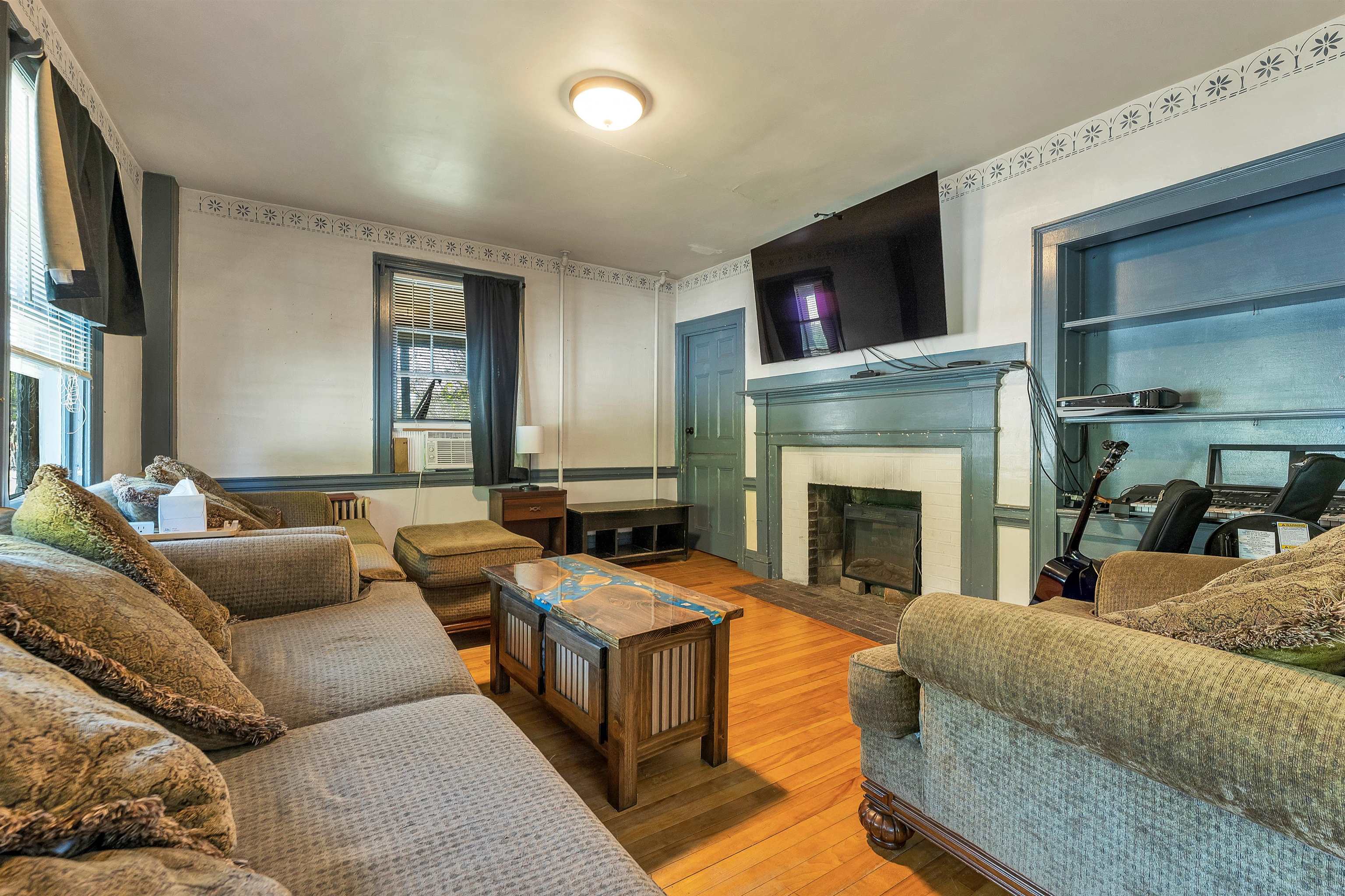 main property photo 22