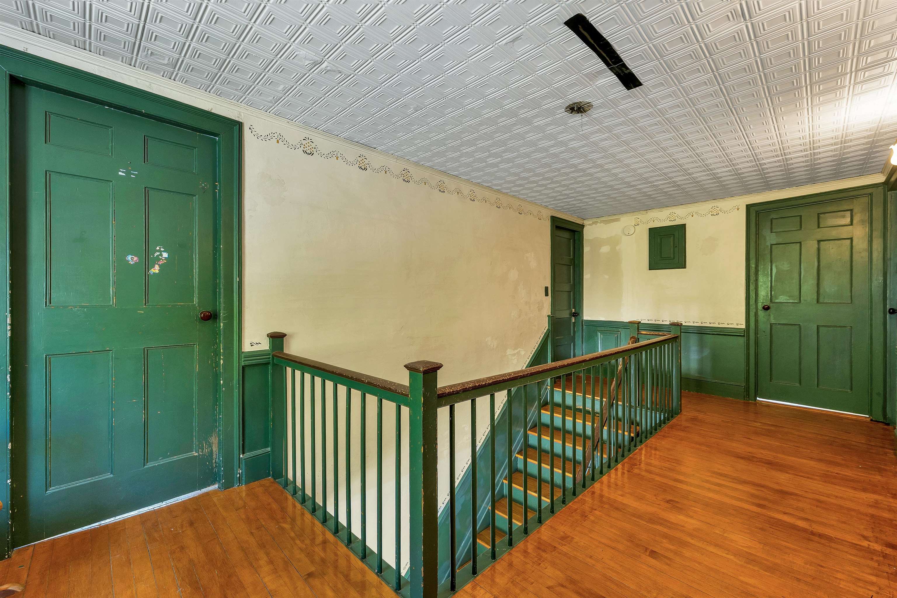 main property photo 29