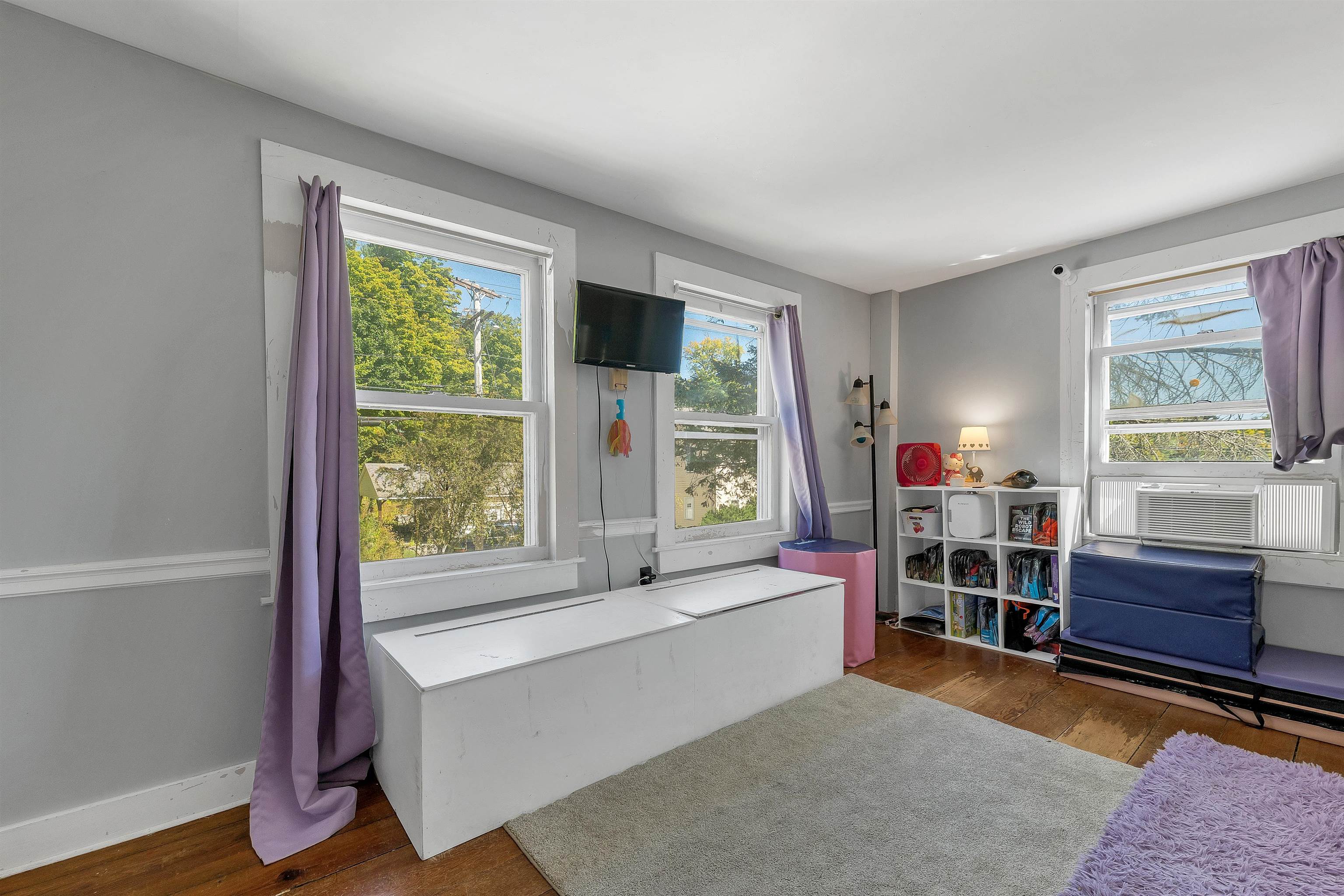 main property photo 44