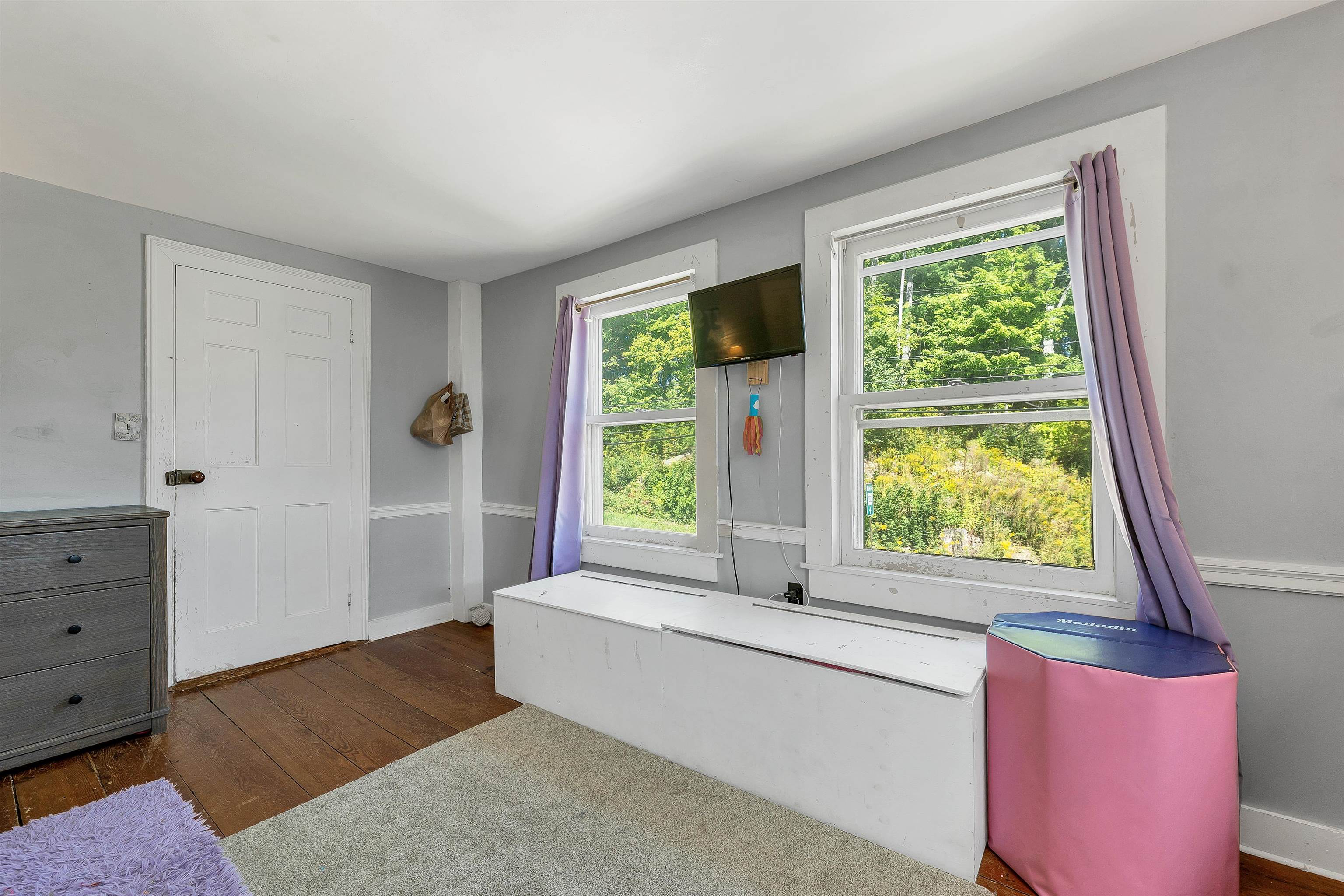 main property photo 45