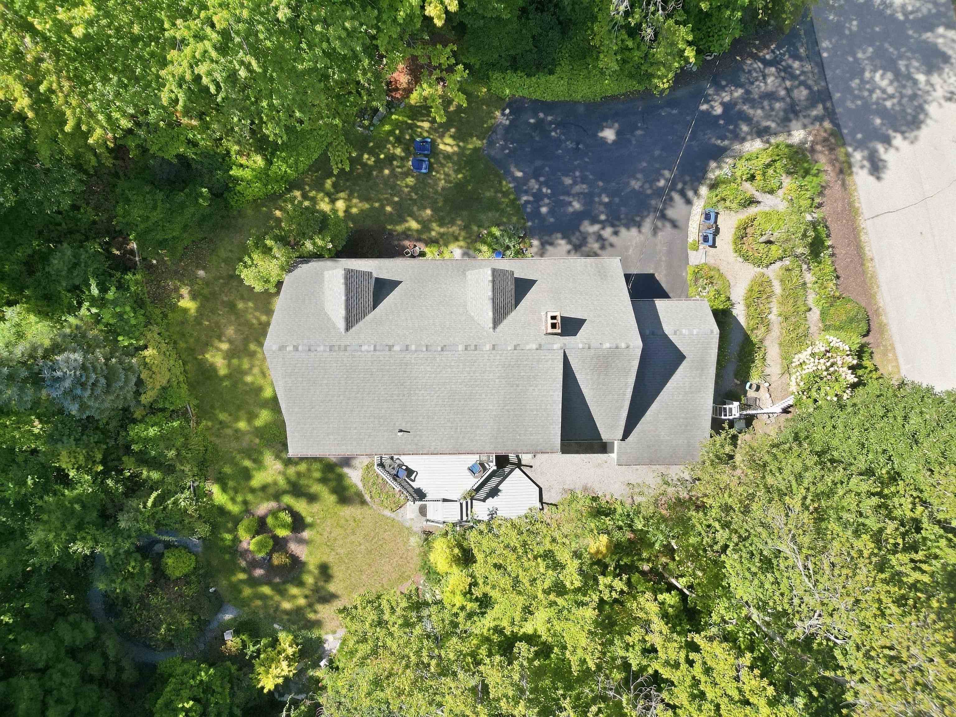 main property photo 50