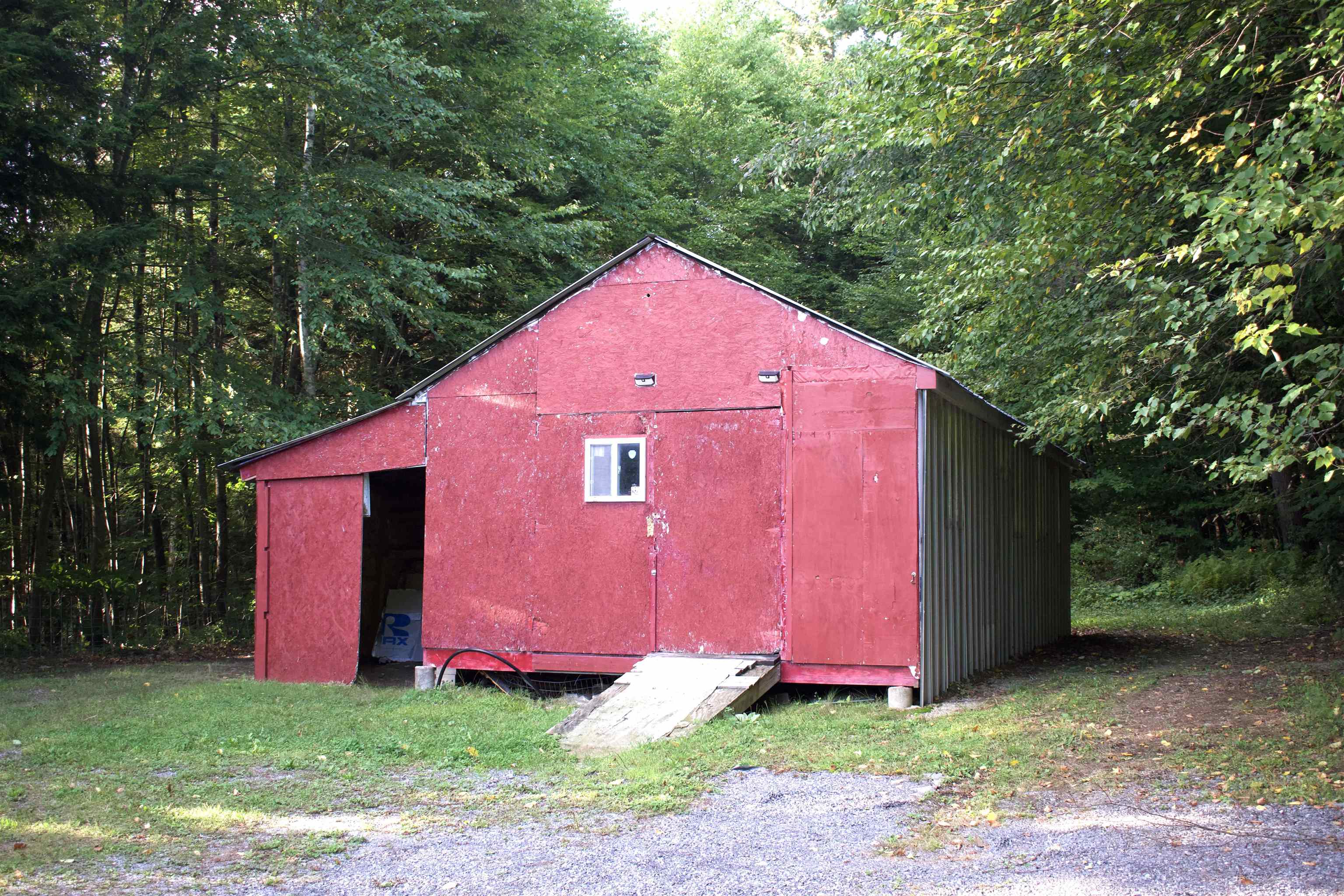 main property photo 20