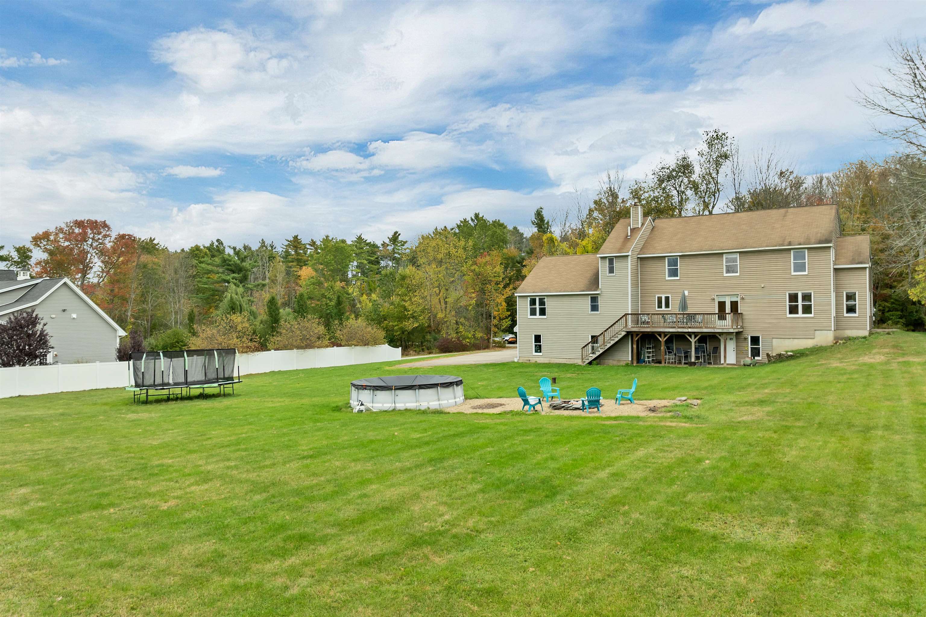 main property photo 54