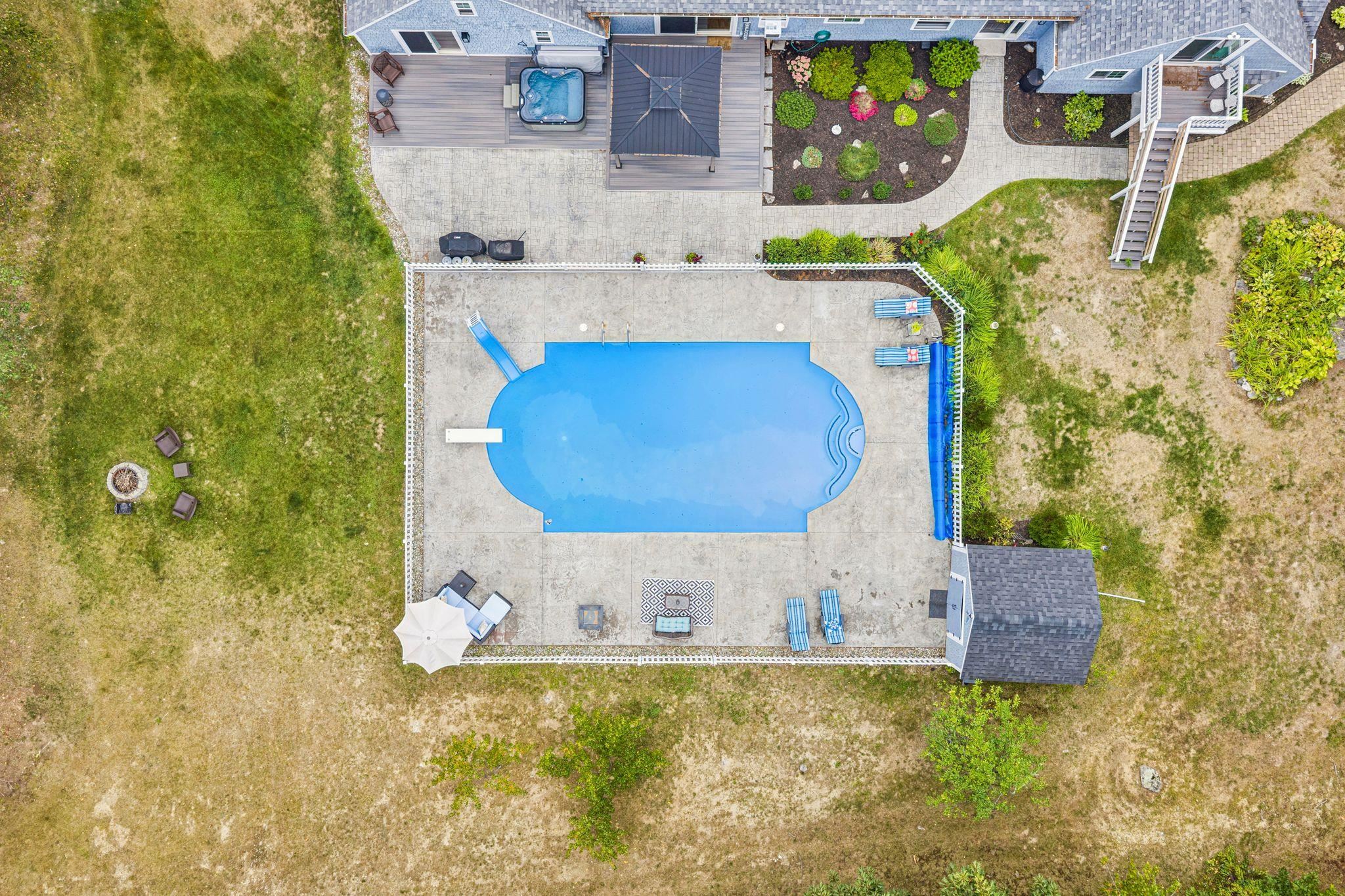 main property photo 32