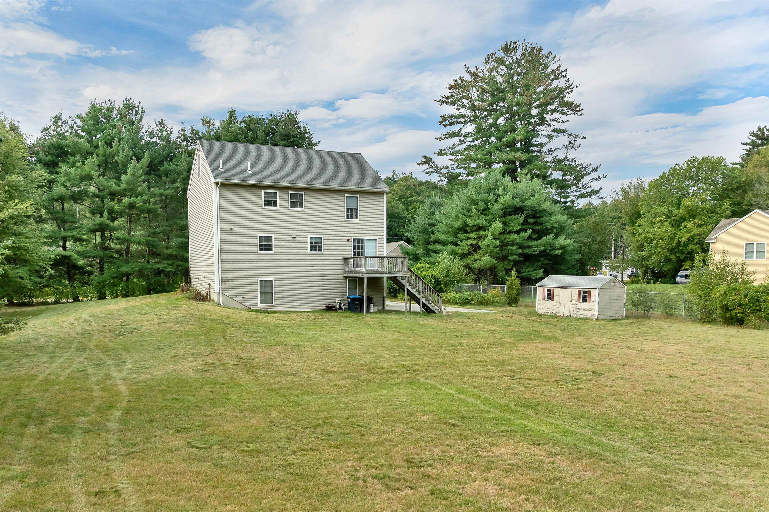 main property photo 29