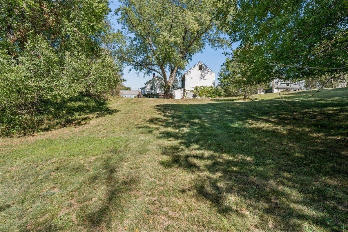 main property photo 38