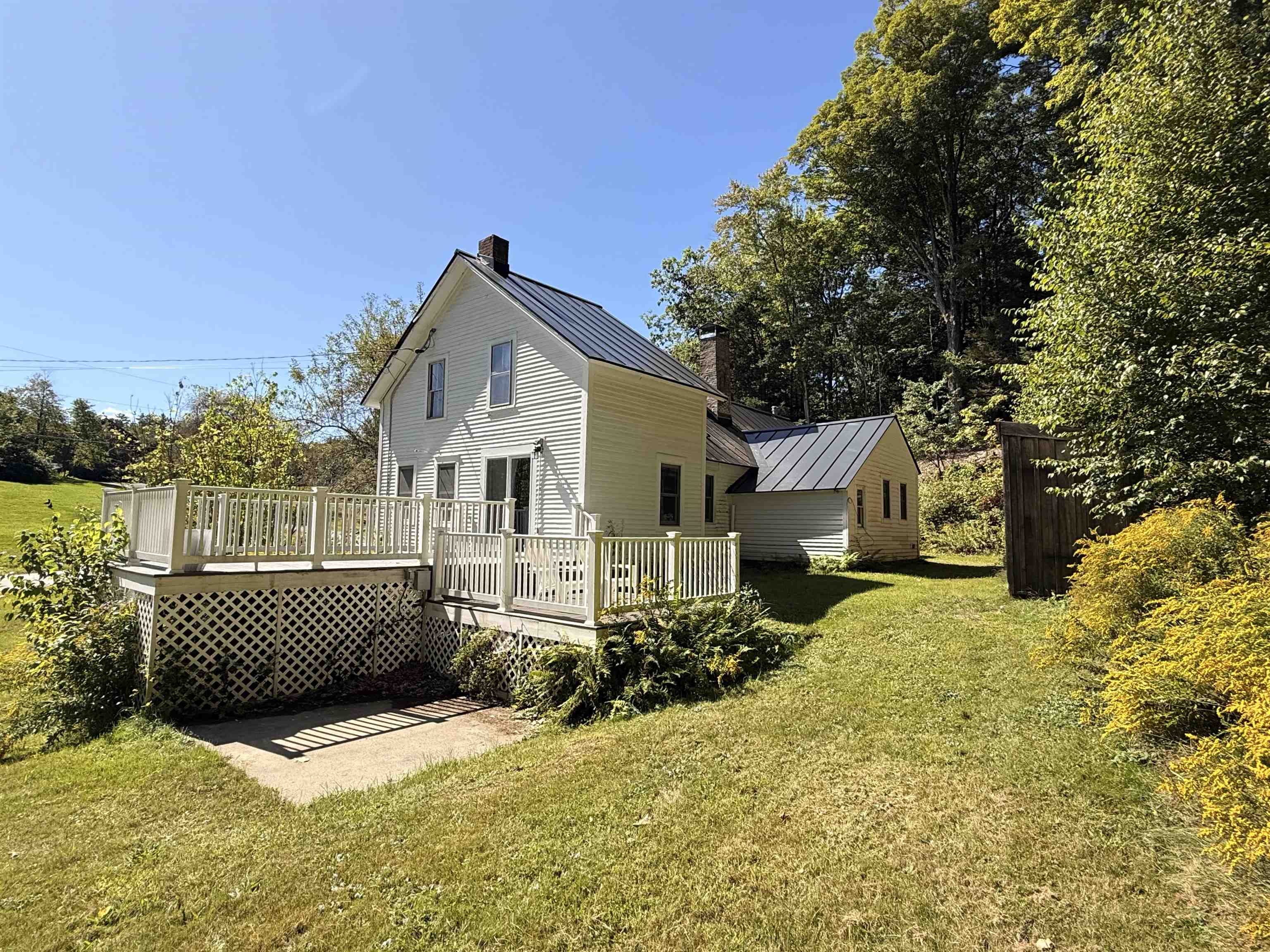 main property photo 41
