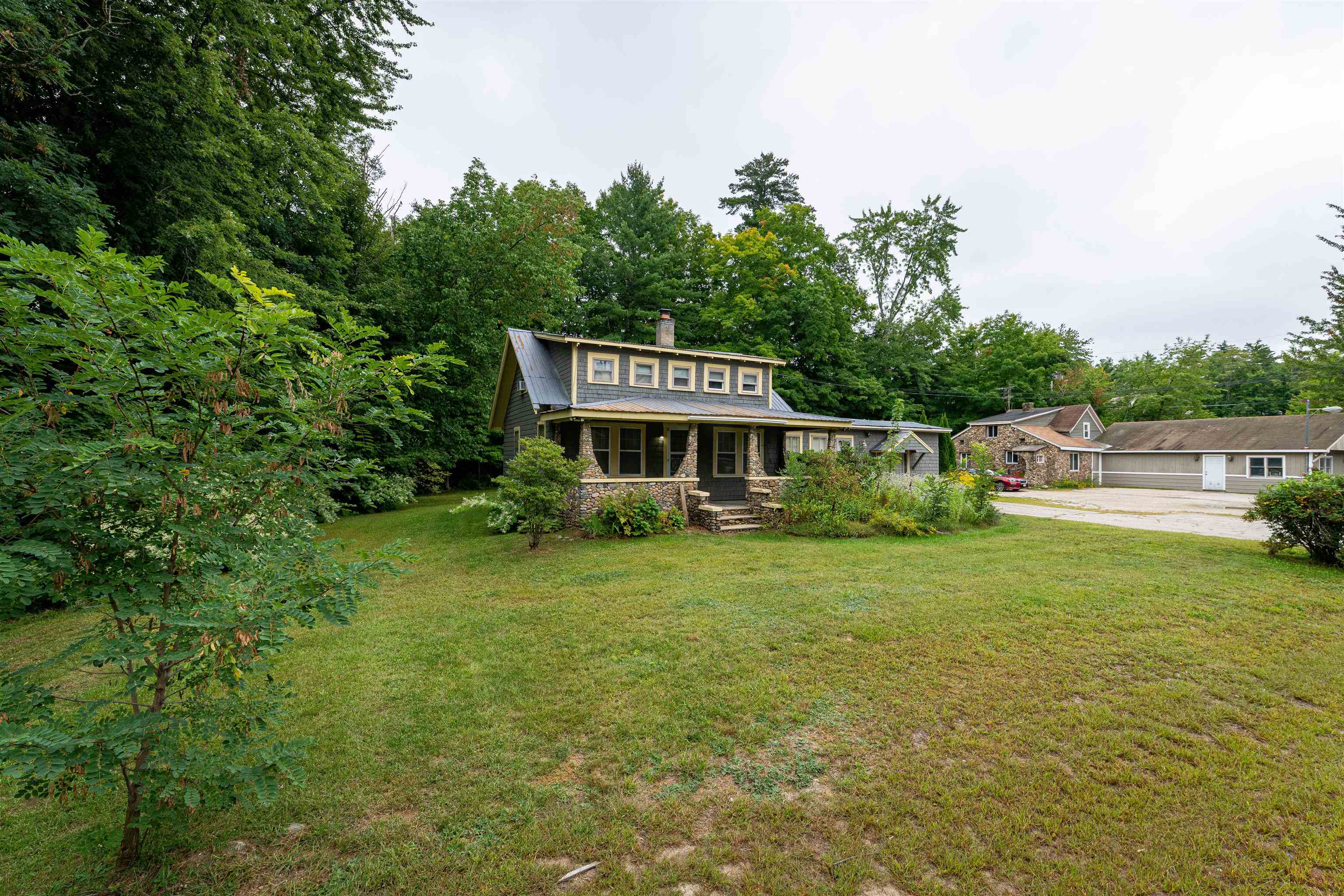 main property photo 32