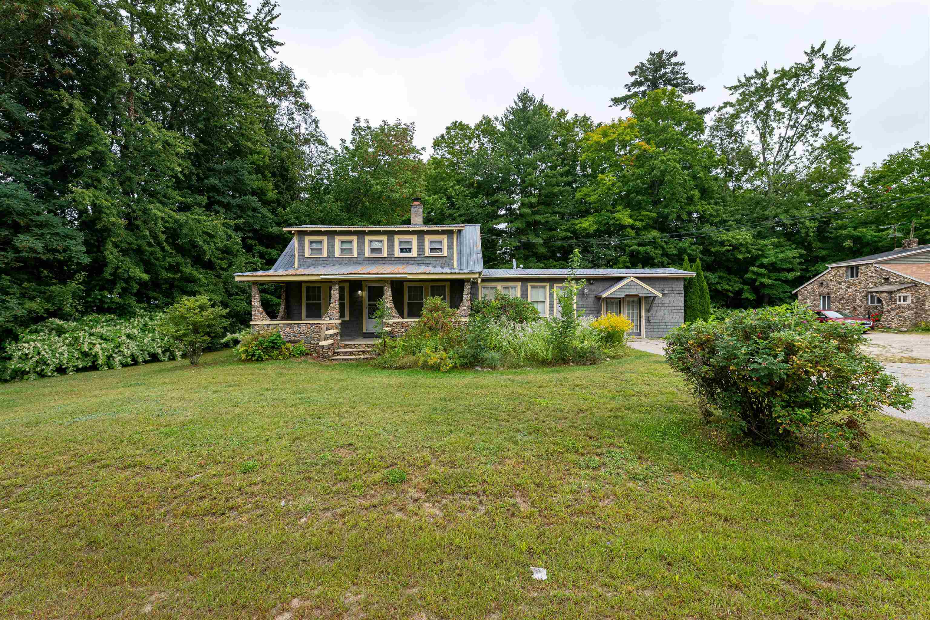 main property photo 9