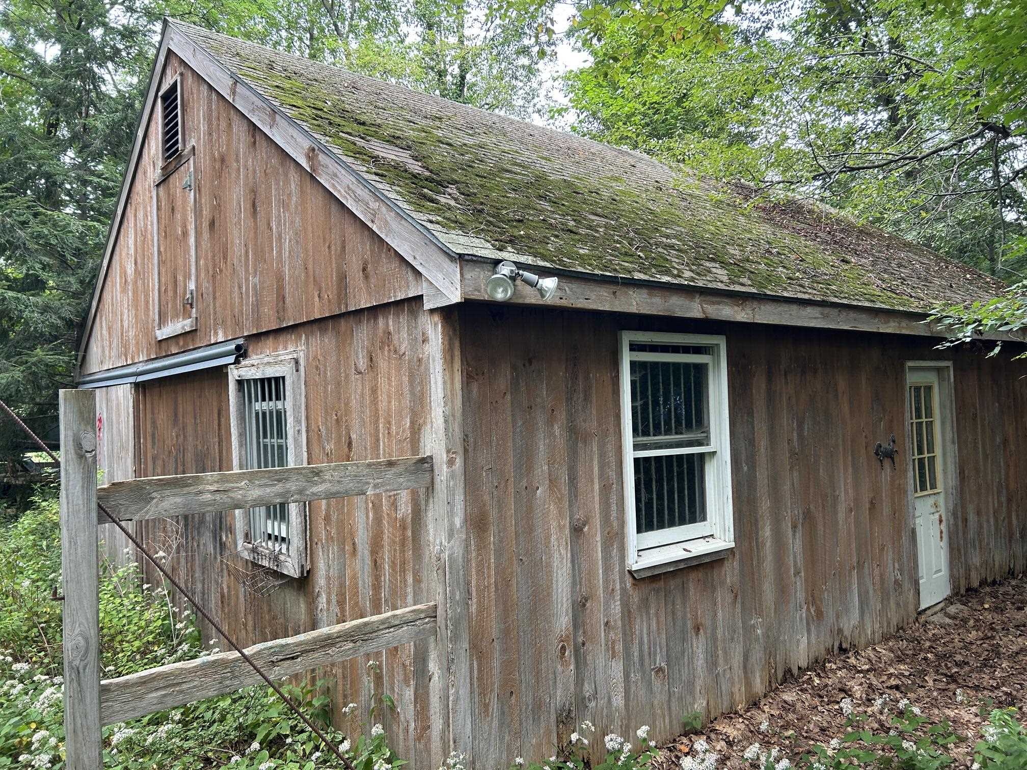 main property photo 35