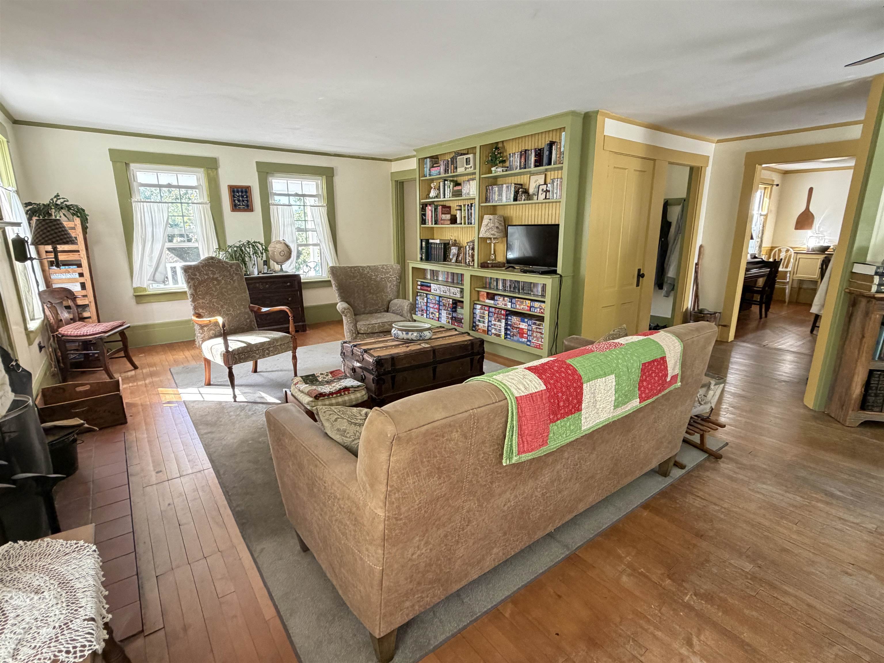 main property photo 2