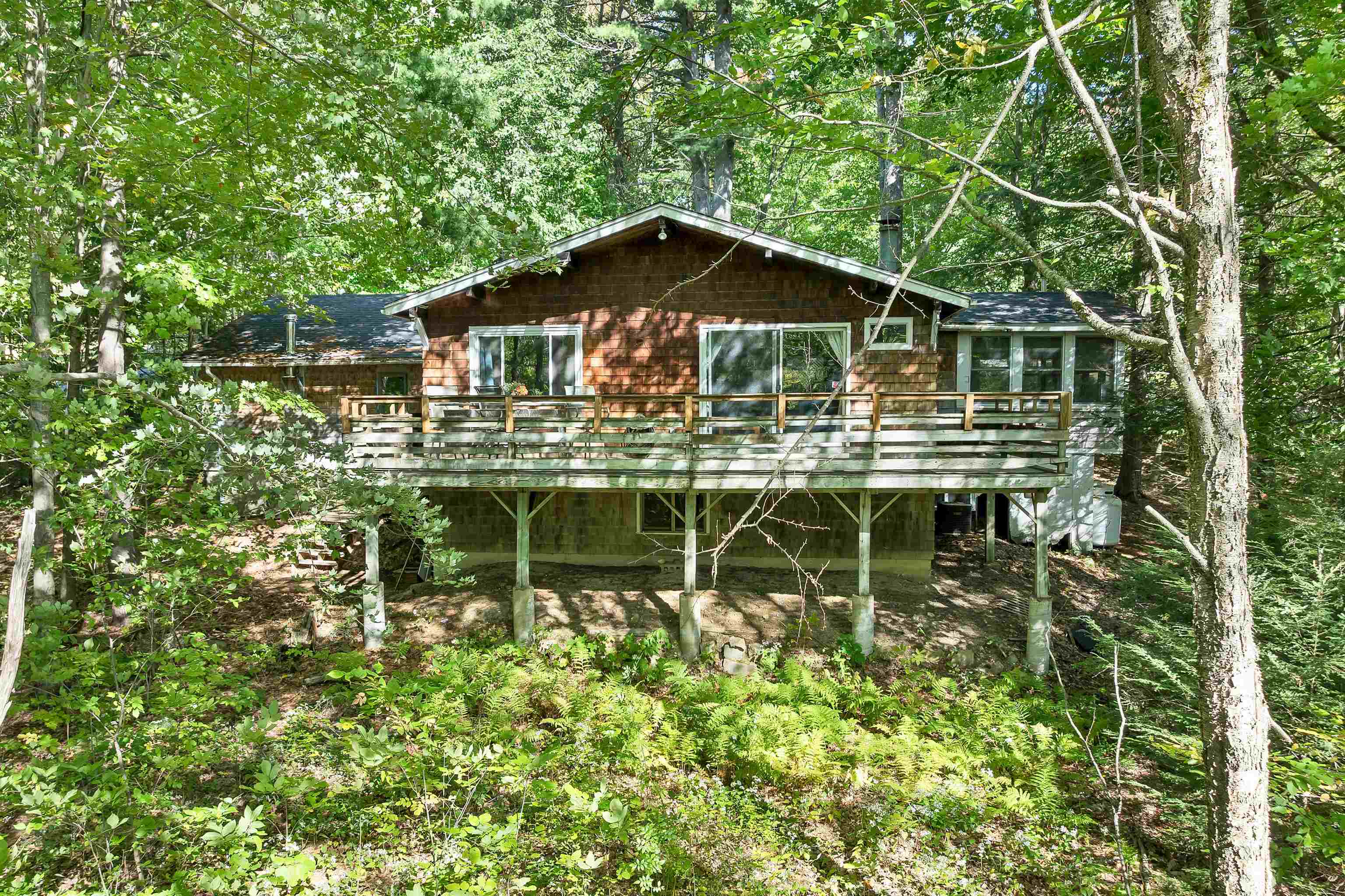 main property photo 31
