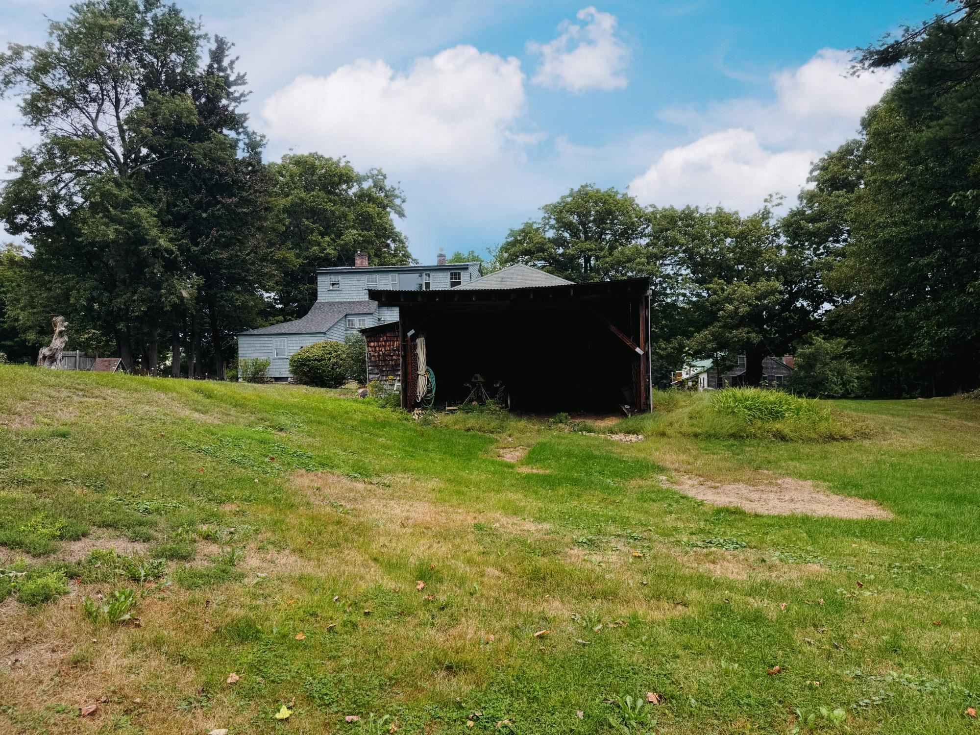 main property photo 50