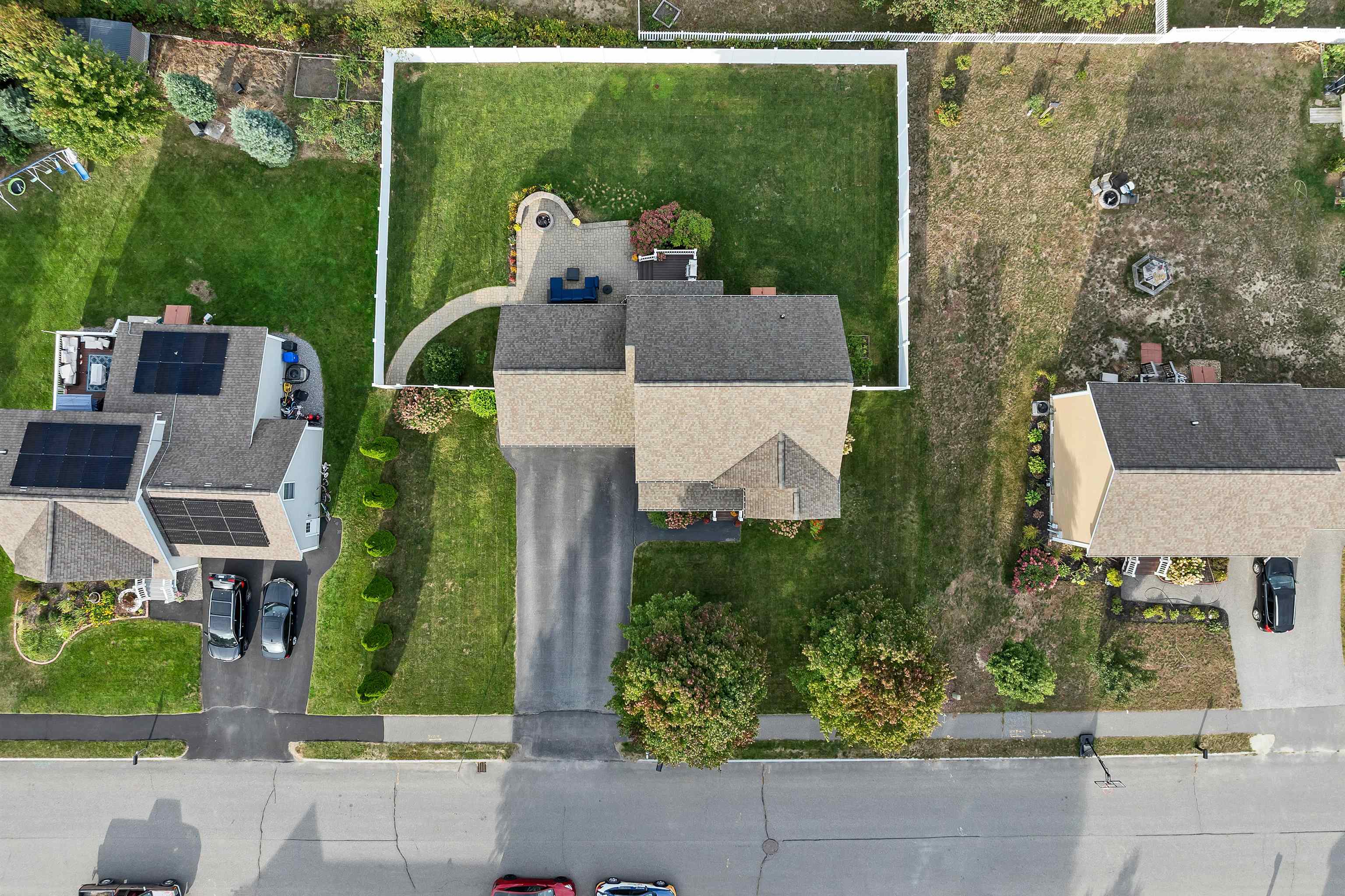 main property photo 17