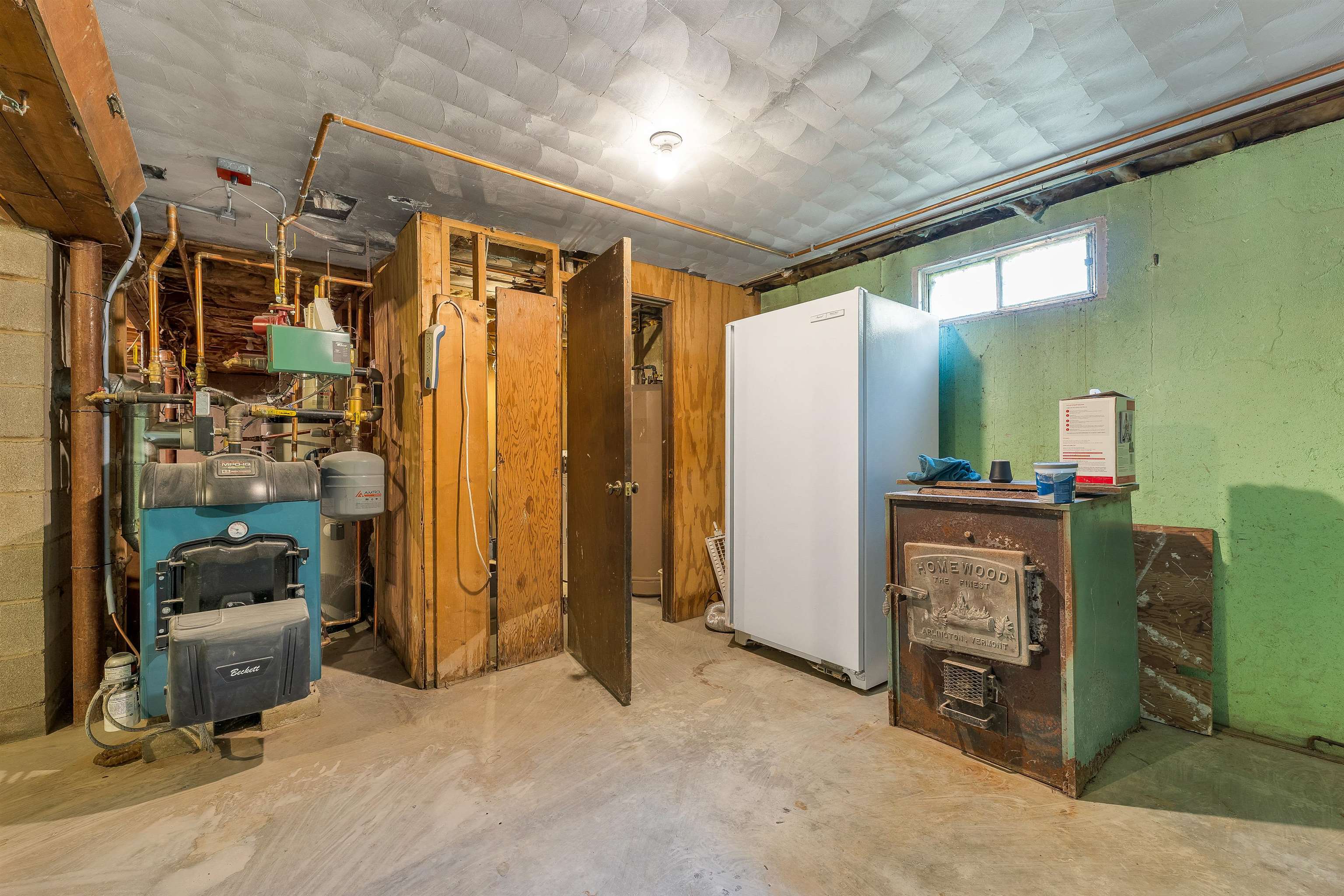 main property photo 44