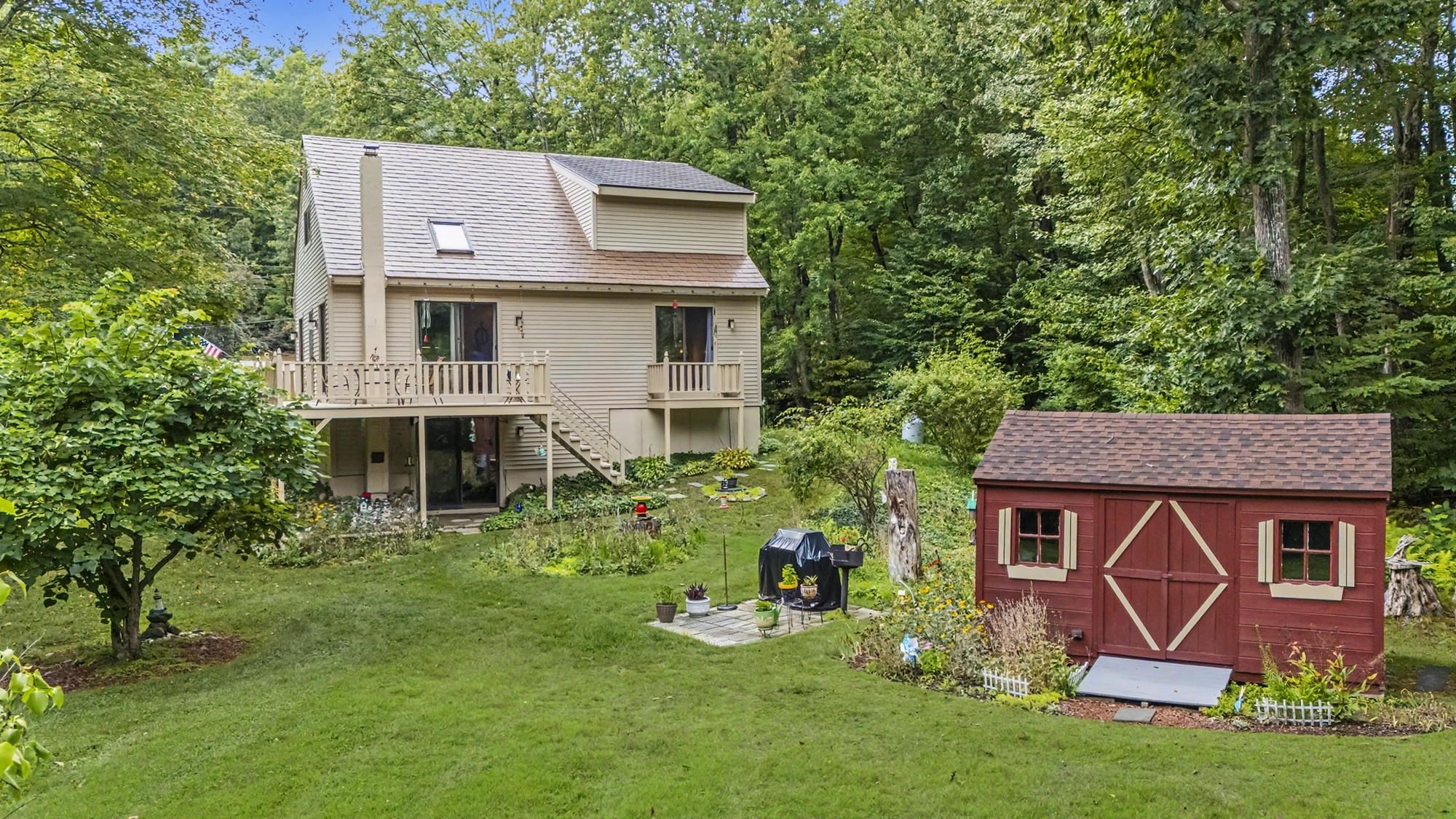 main property photo 40