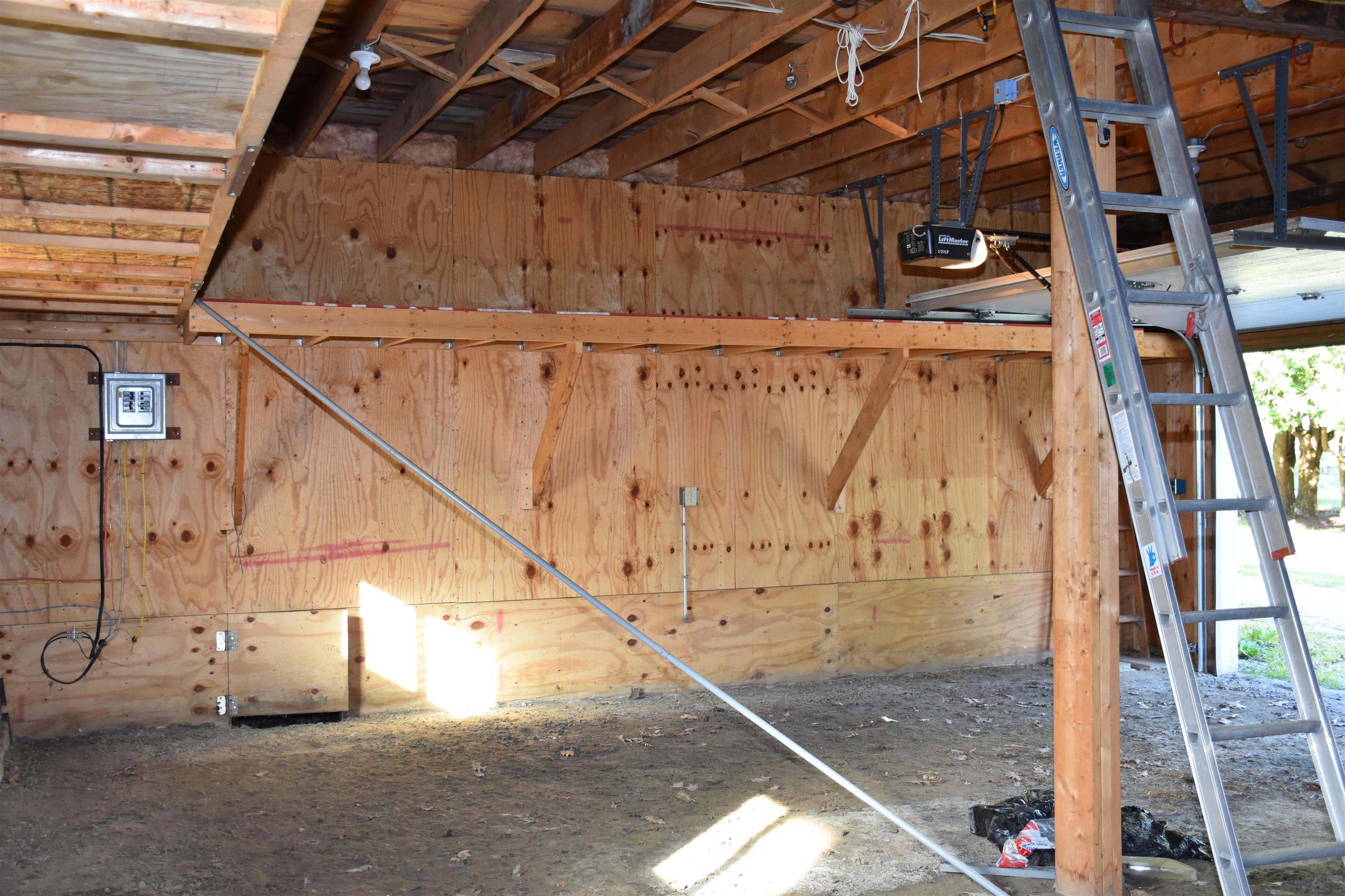 main property photo 39
