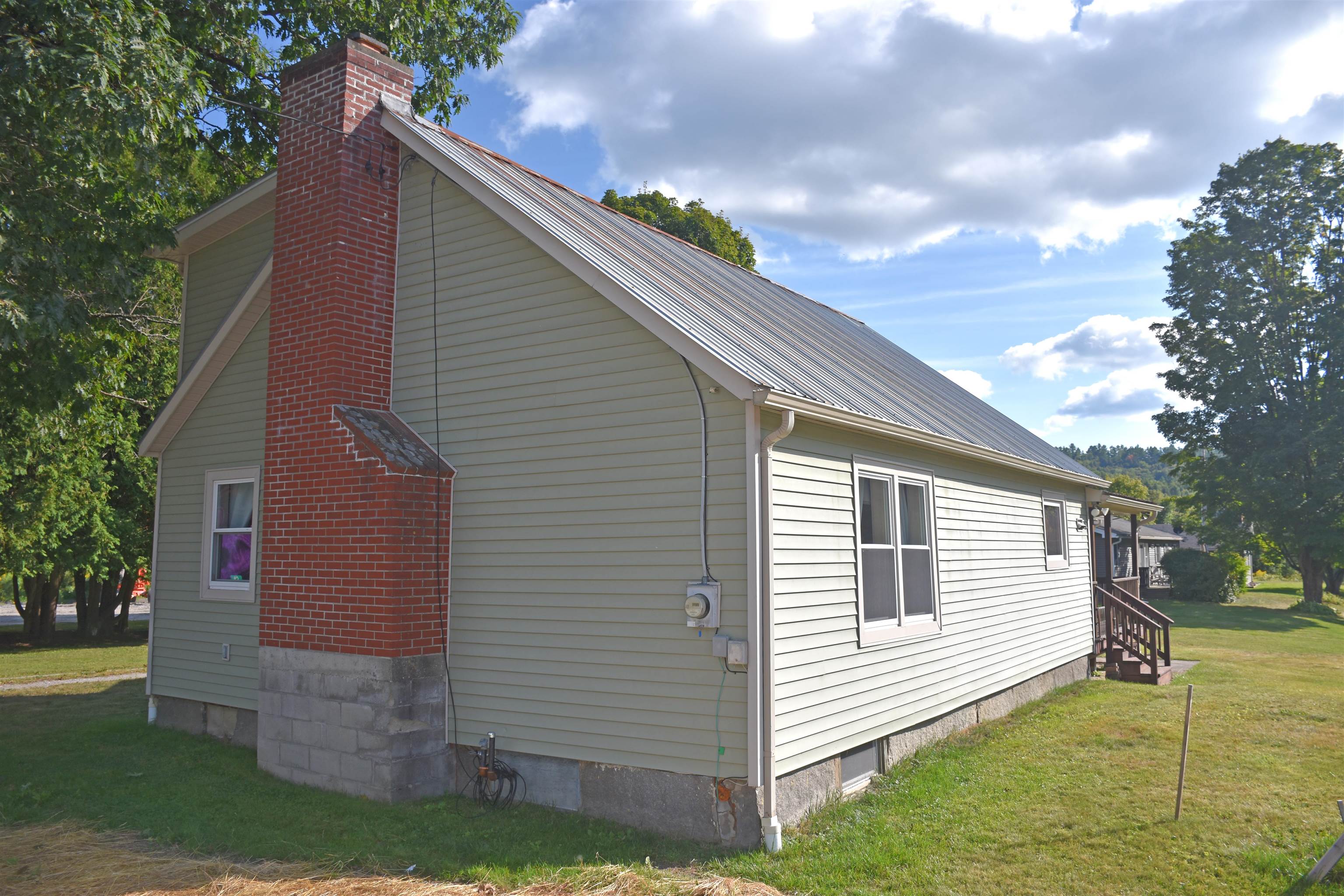 main property photo 43
