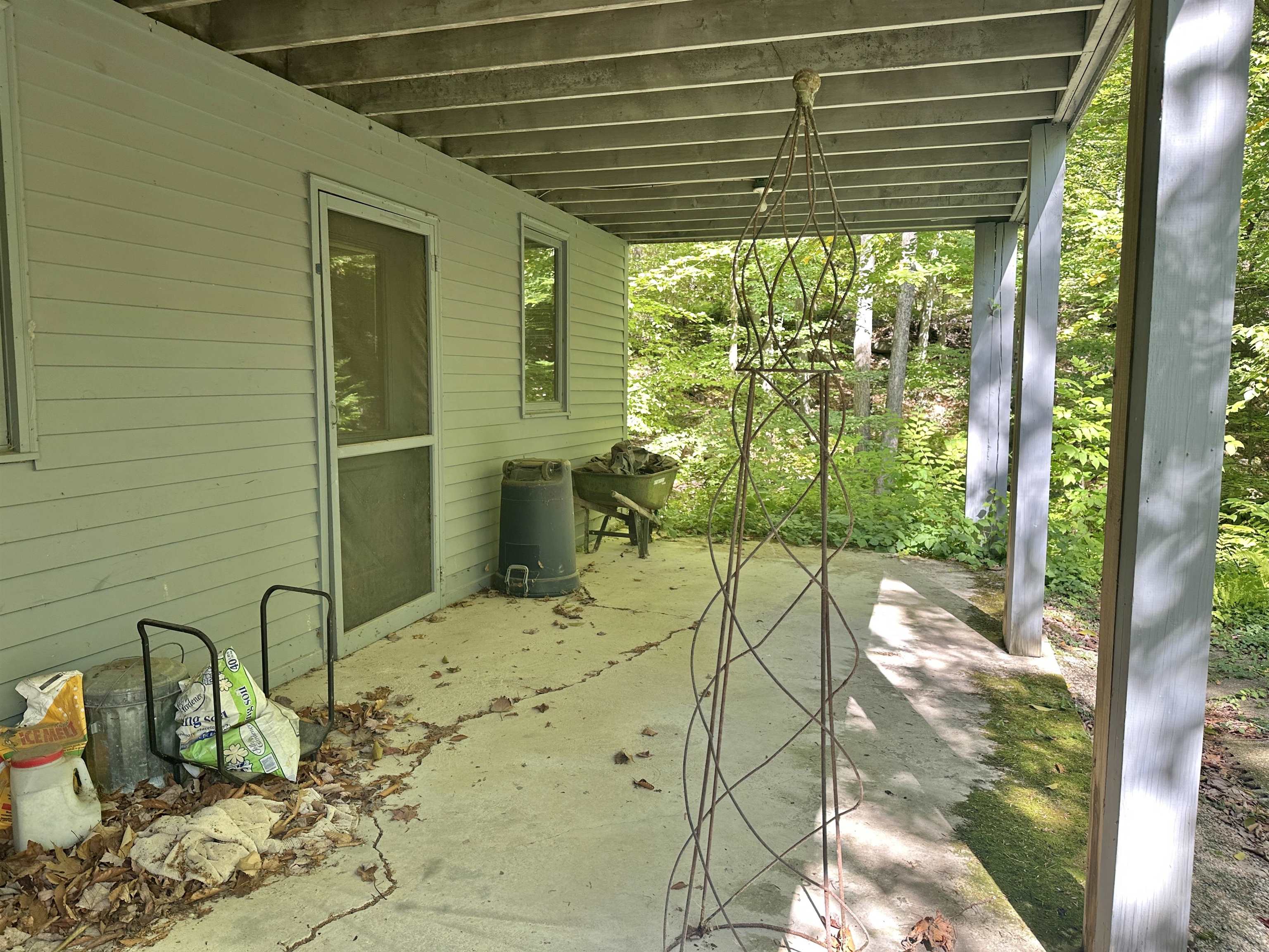 main property photo 24