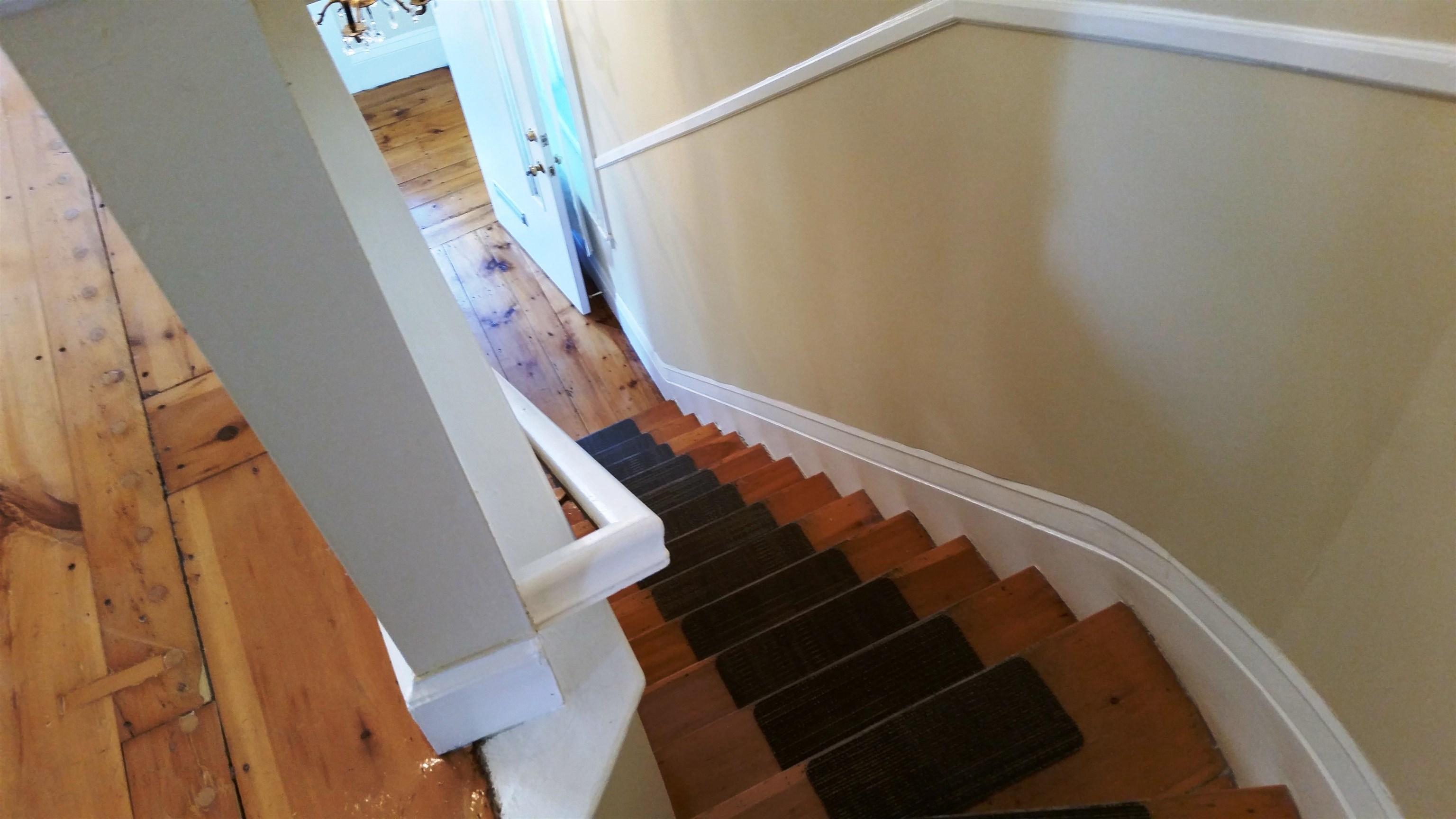 main property photo 12