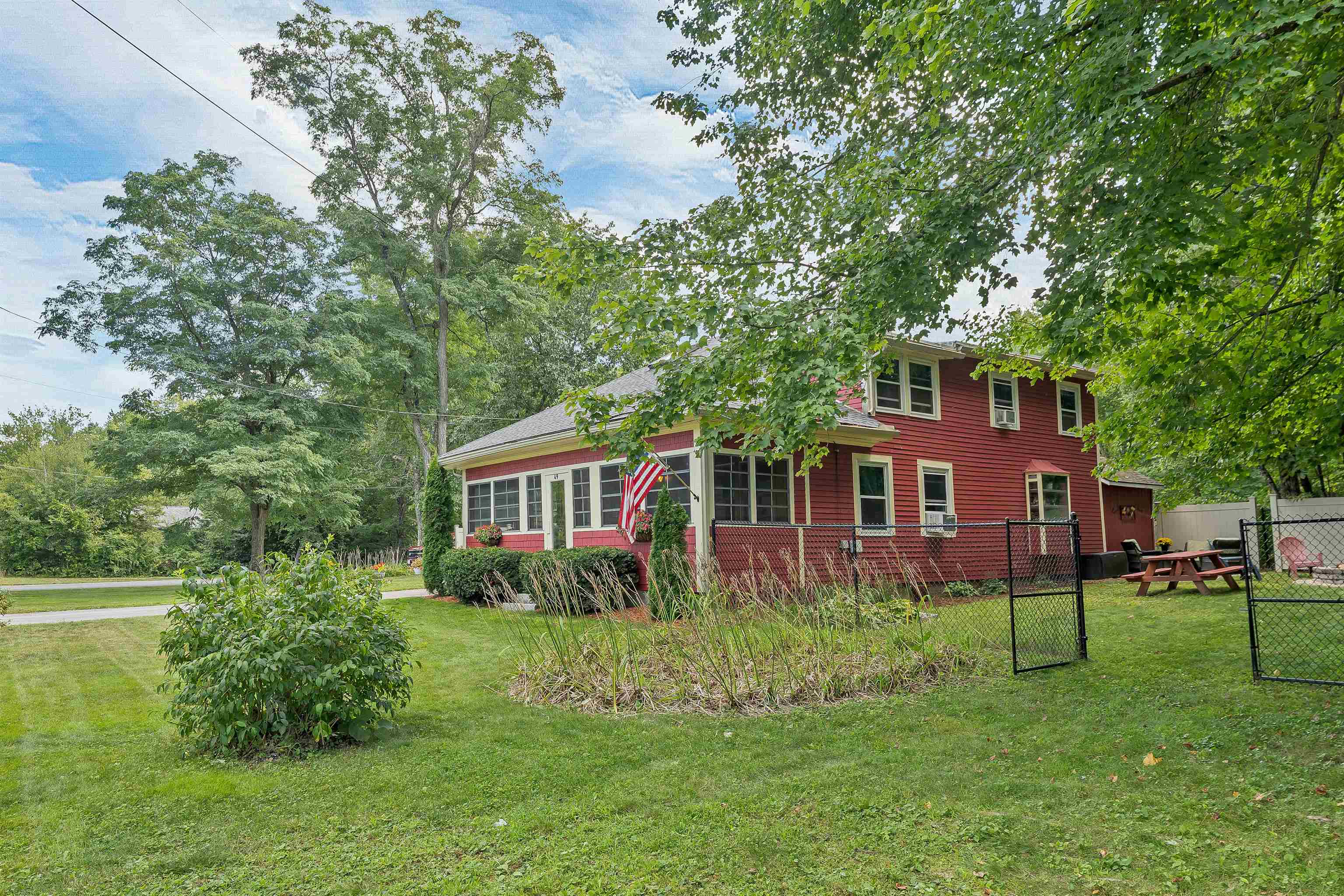 main property photo 48