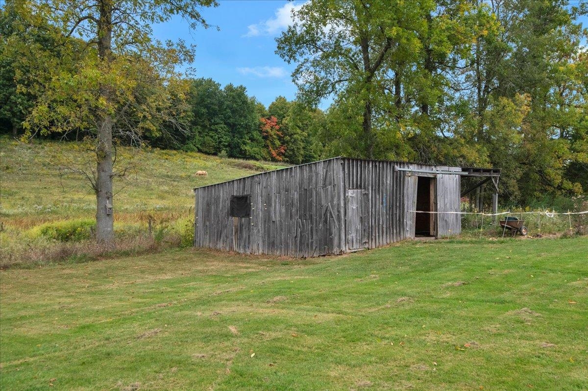 main property photo 46