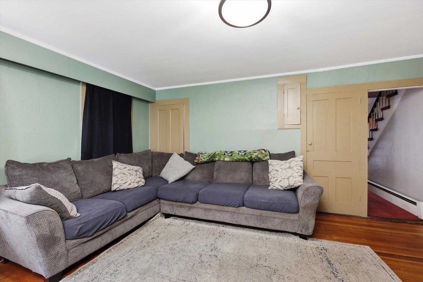 main property photo 11