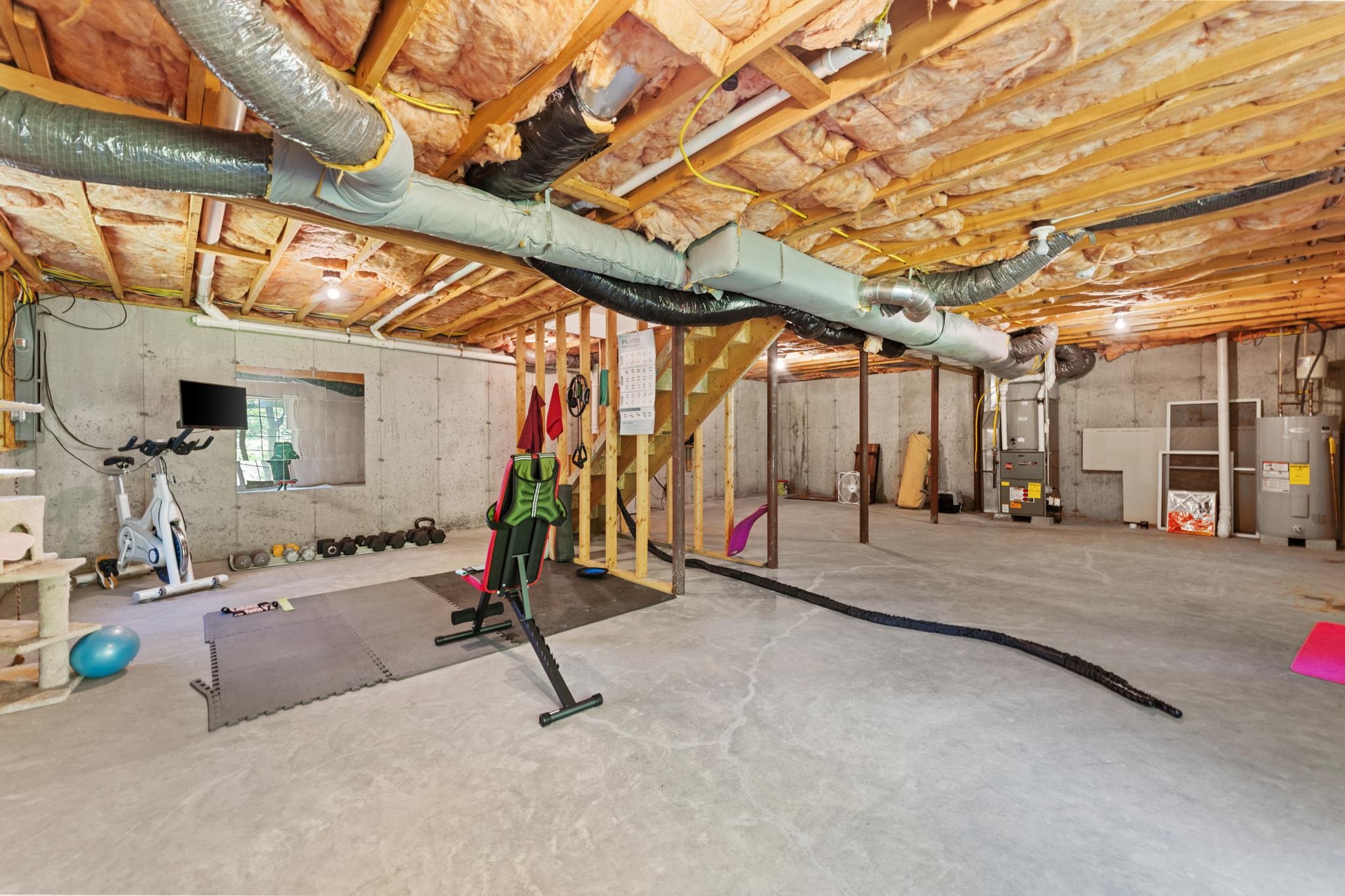 main property photo 45