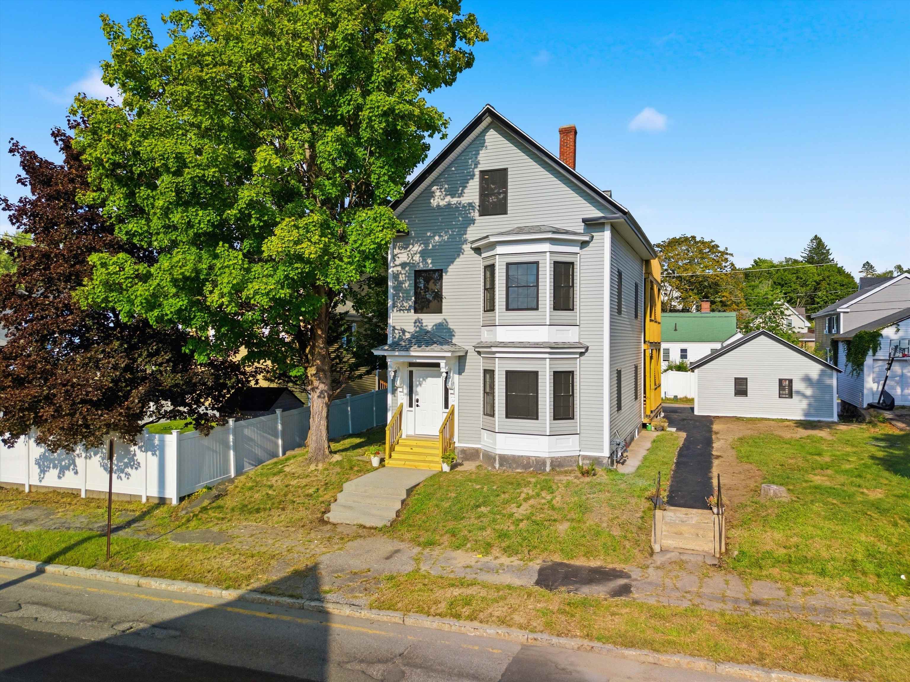 main property photo 45