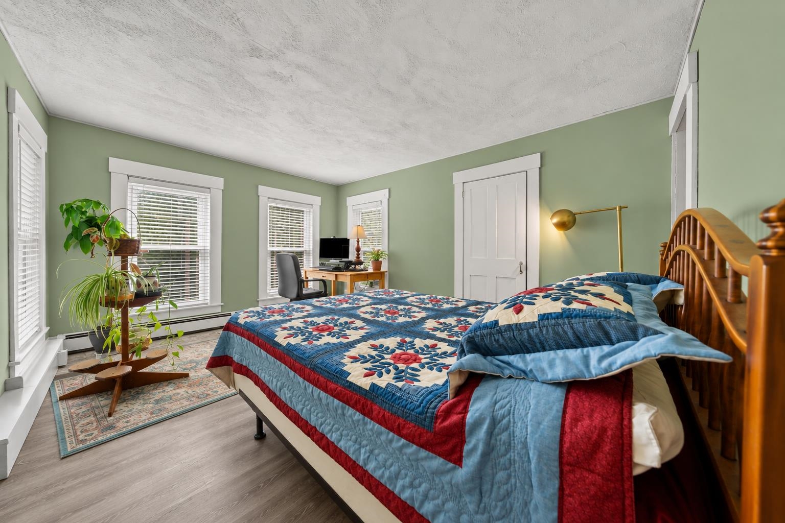 main property photo 22