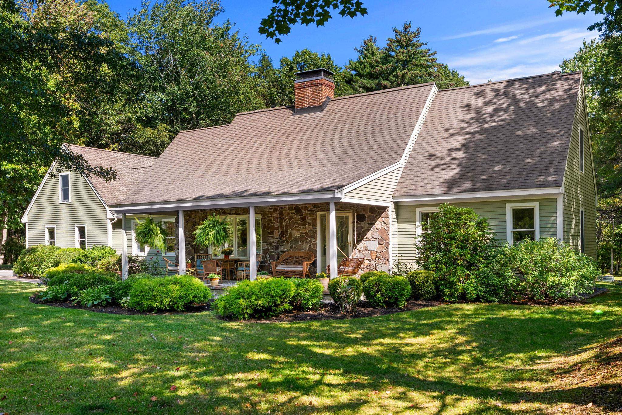 main property photo 0