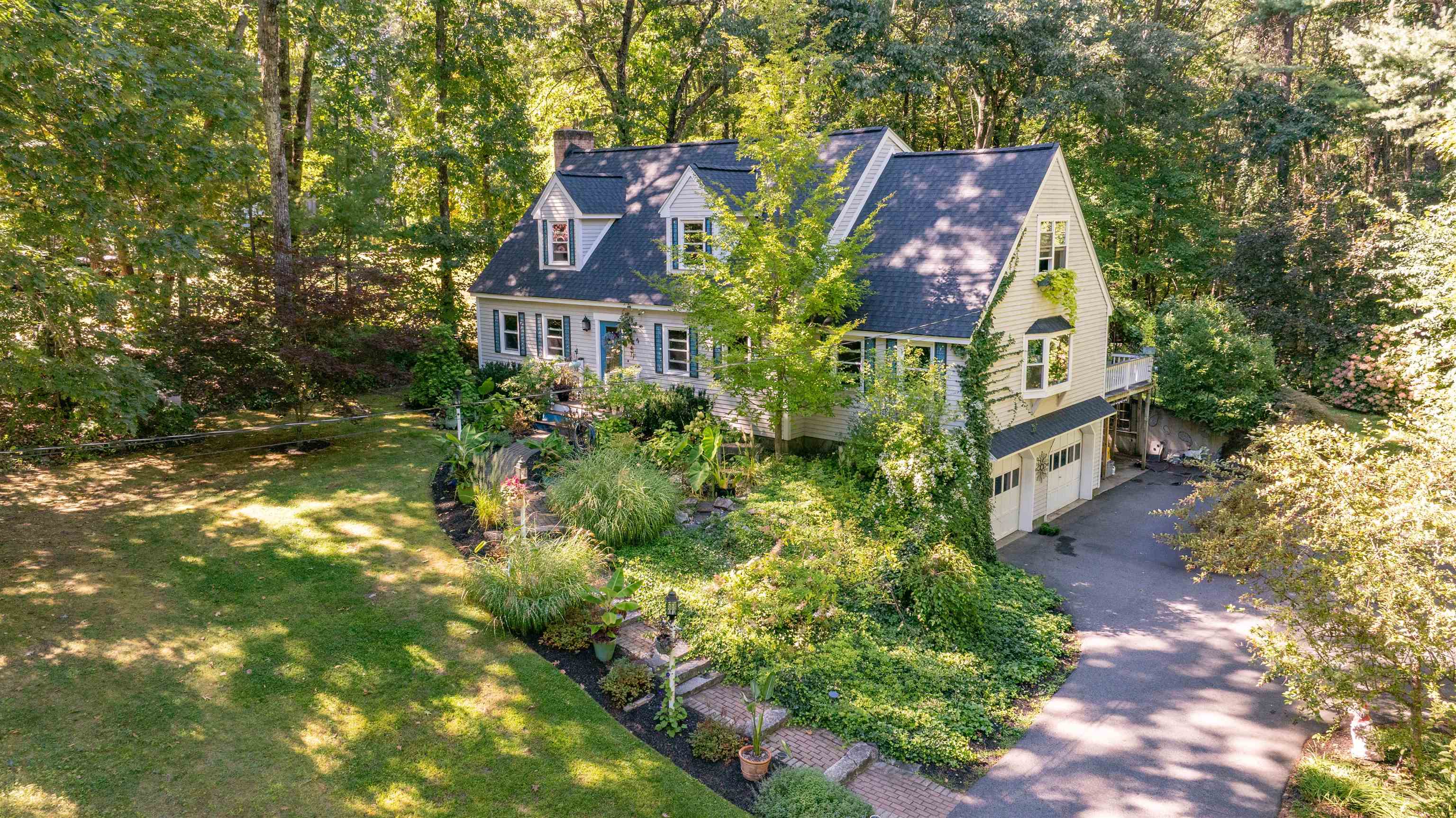 main property photo 0