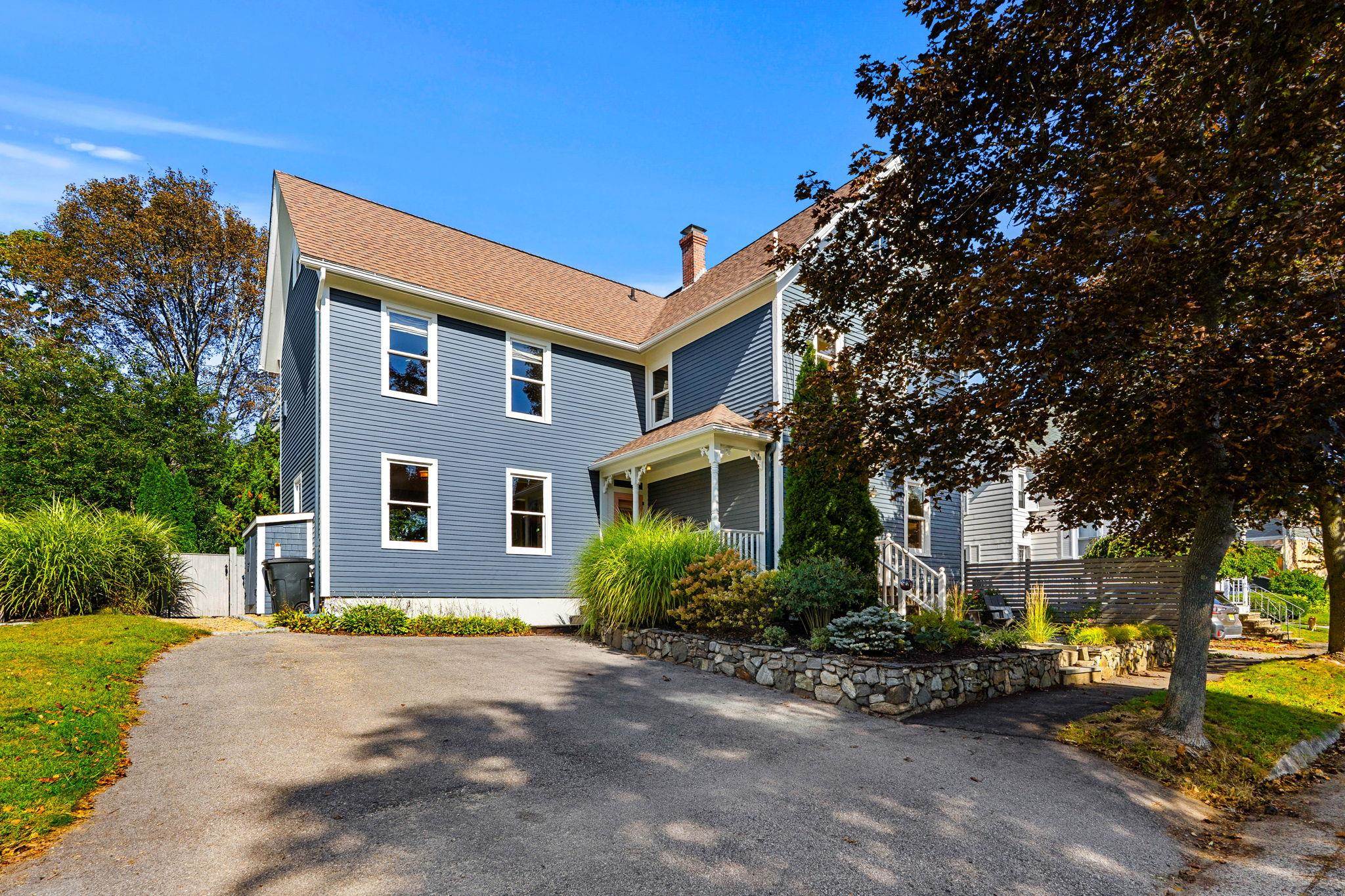main property photo 0