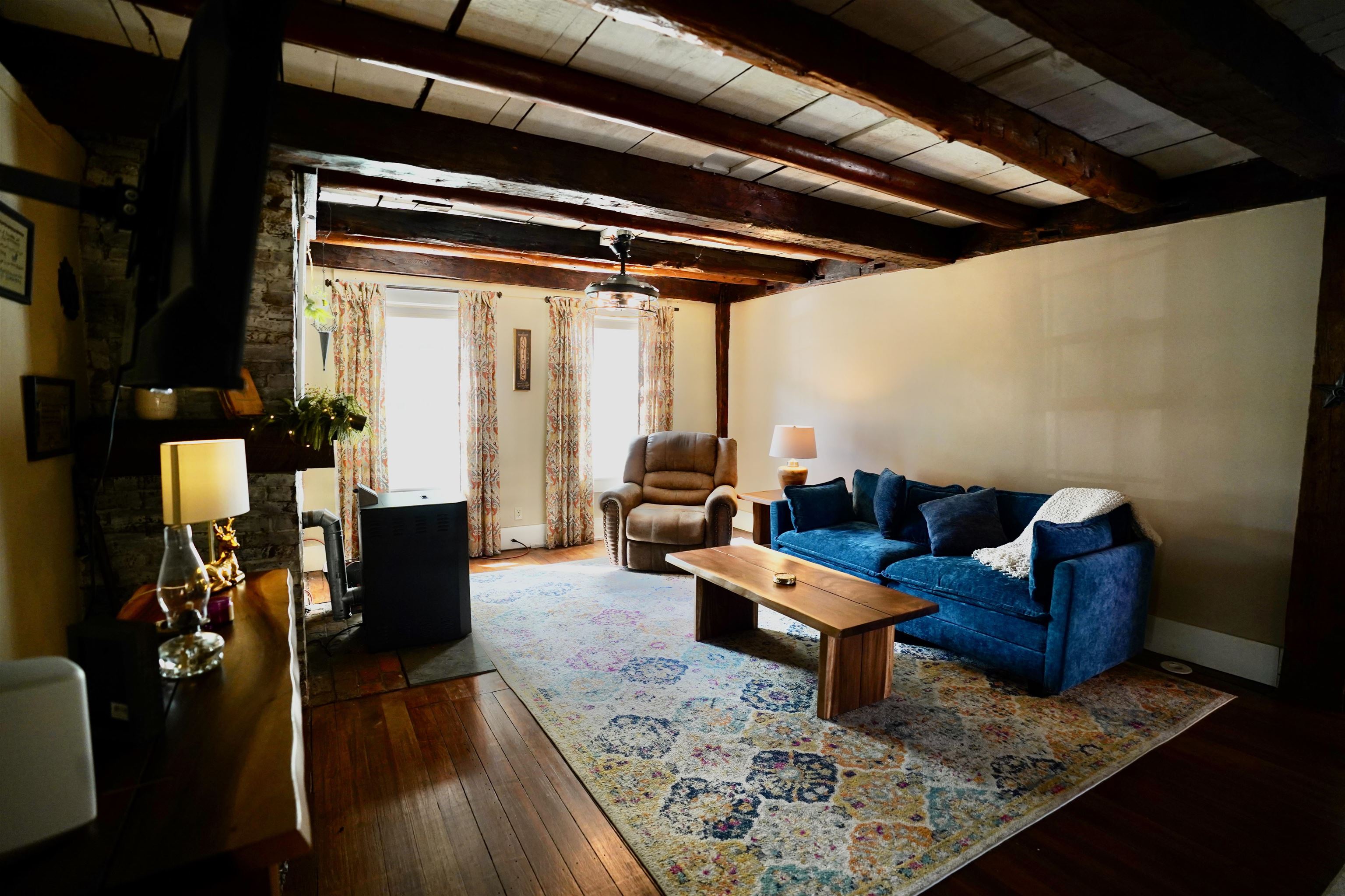 main property photo 14