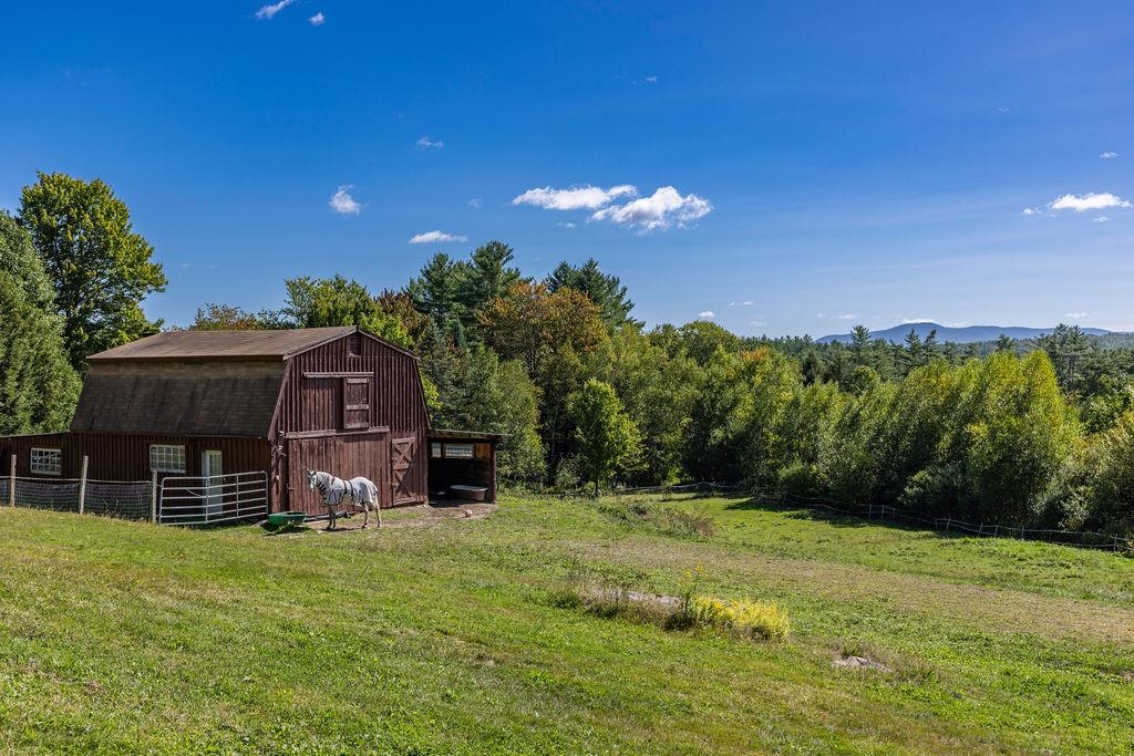 main property photo 51