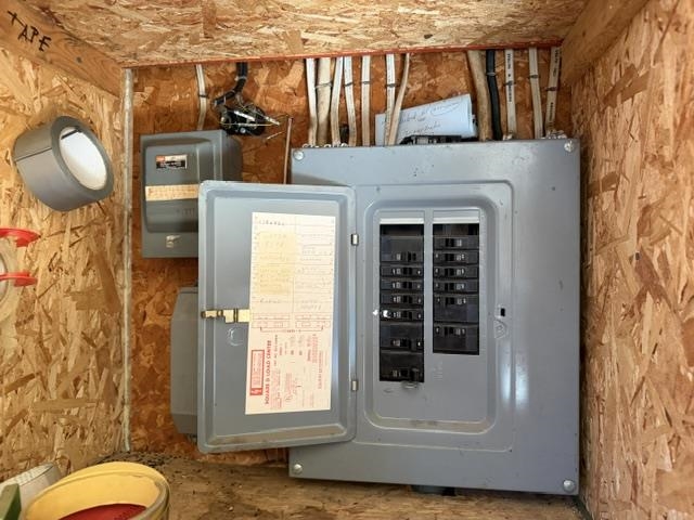 main property photo 15