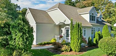 image of property with 3 Bed | 3 Bath | 2,424 Sqft
