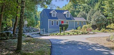 image of property with 4 Bed | 2 Bath | 1,672 Sqft