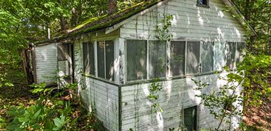 image of property with 2 Bed | 1 Bath | 798 Sqft