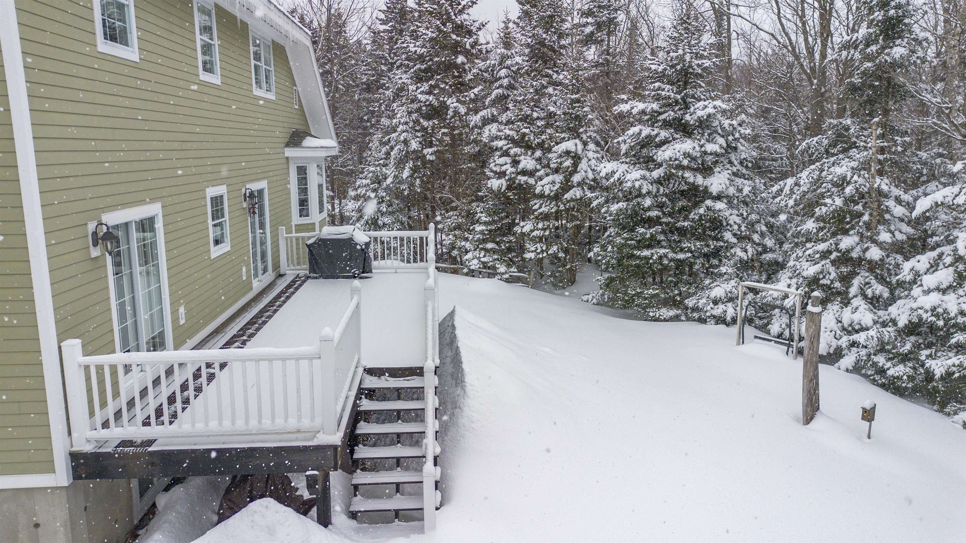 main property photo 47