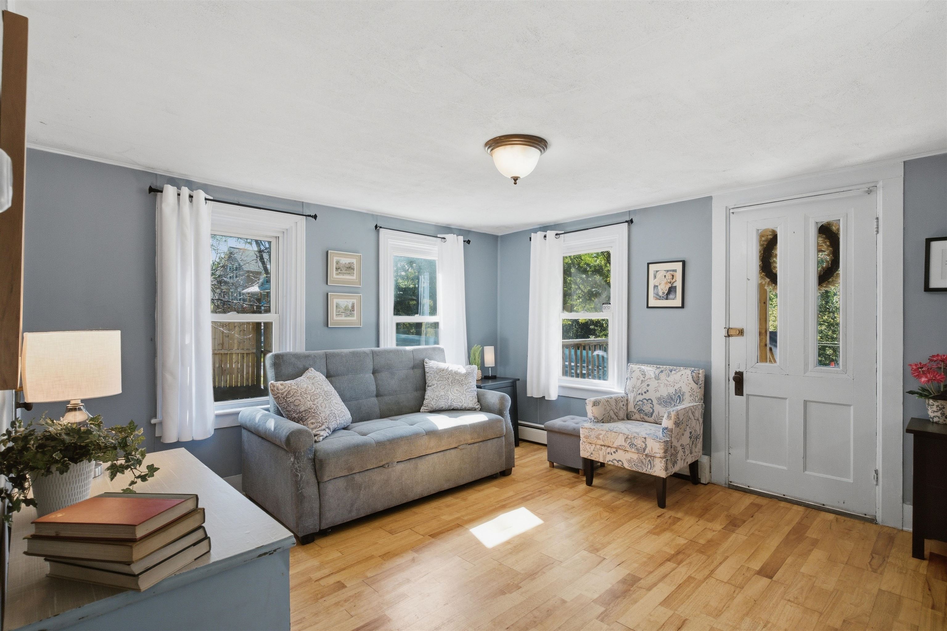 main property photo 5