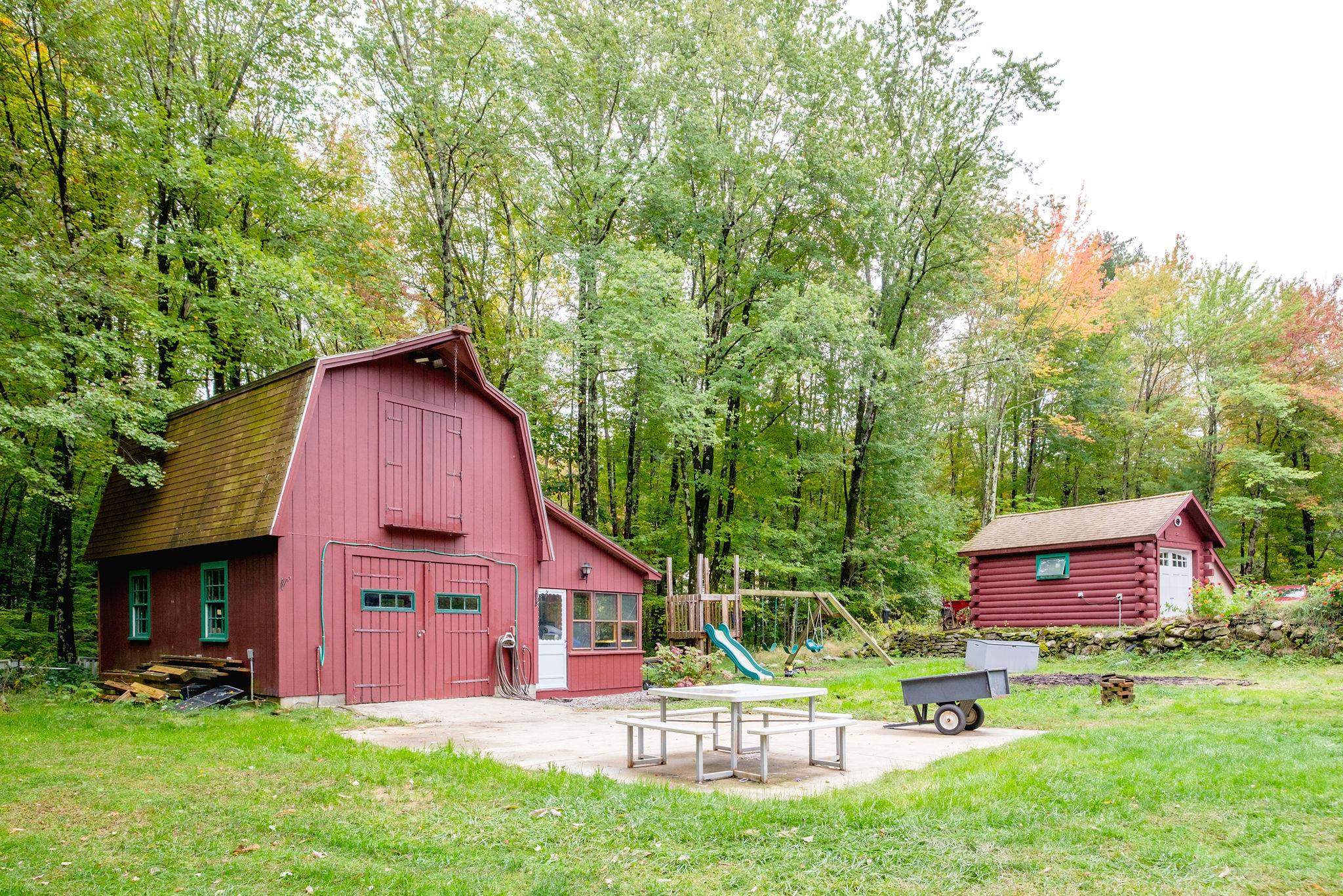 main property photo 29
