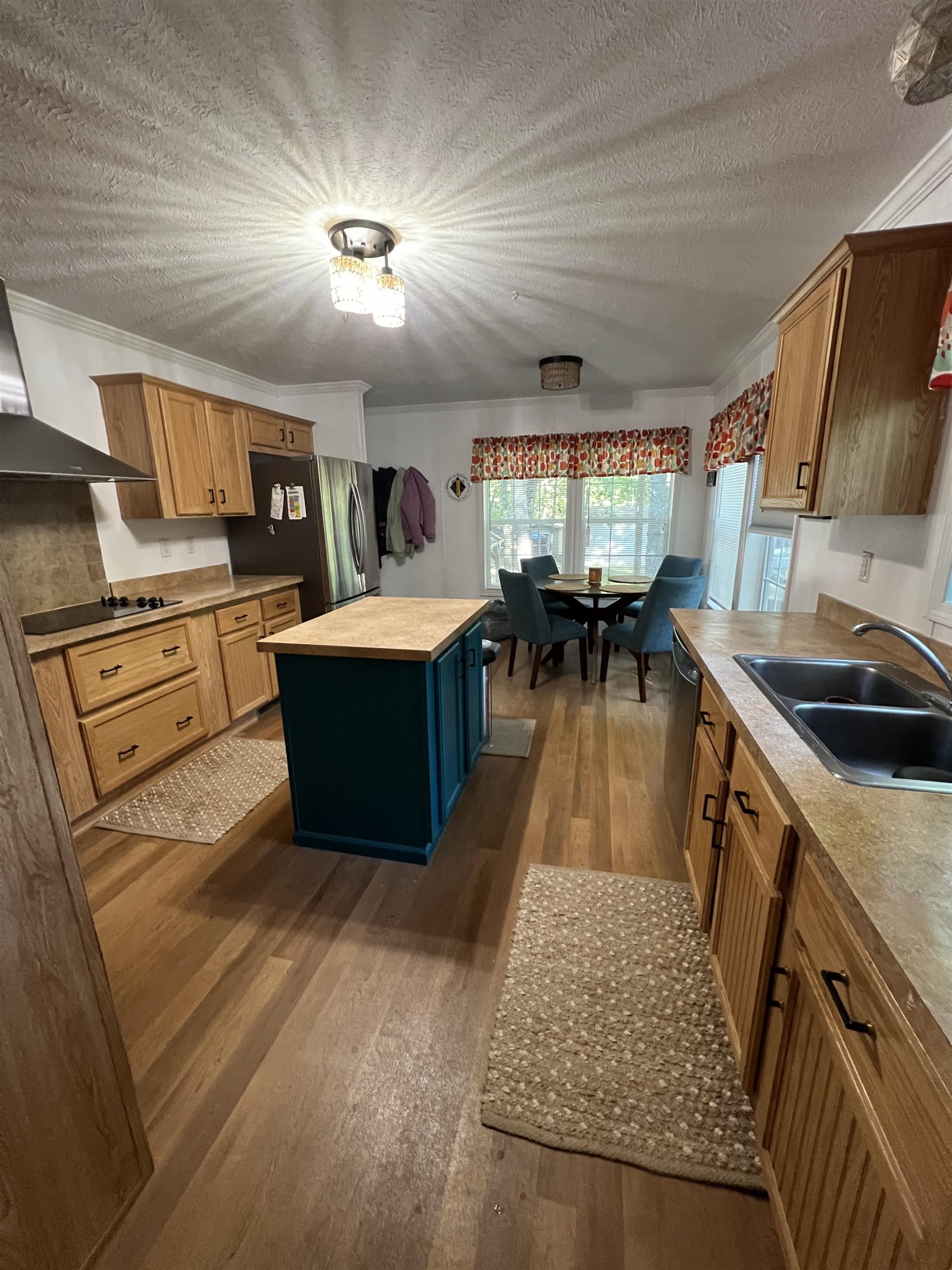 main property photo 29