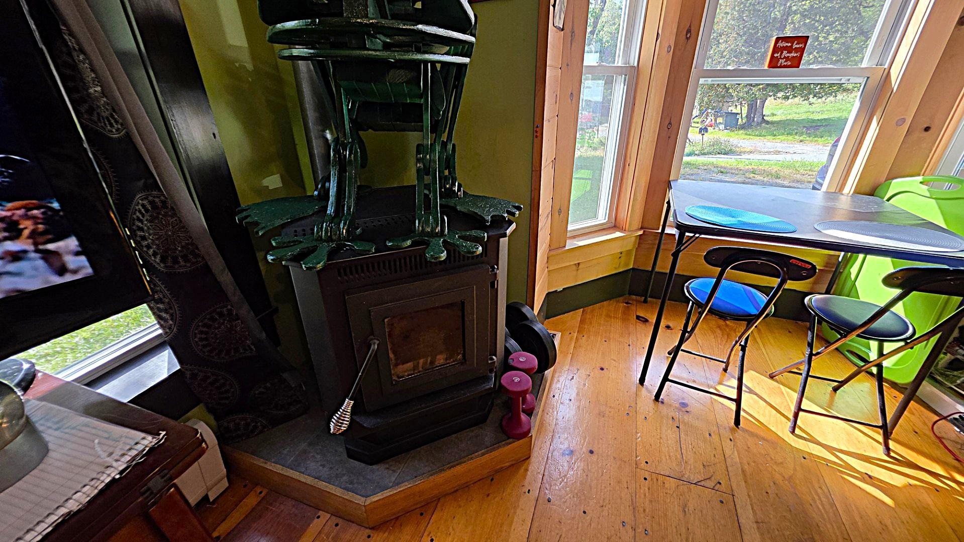 main property photo 24