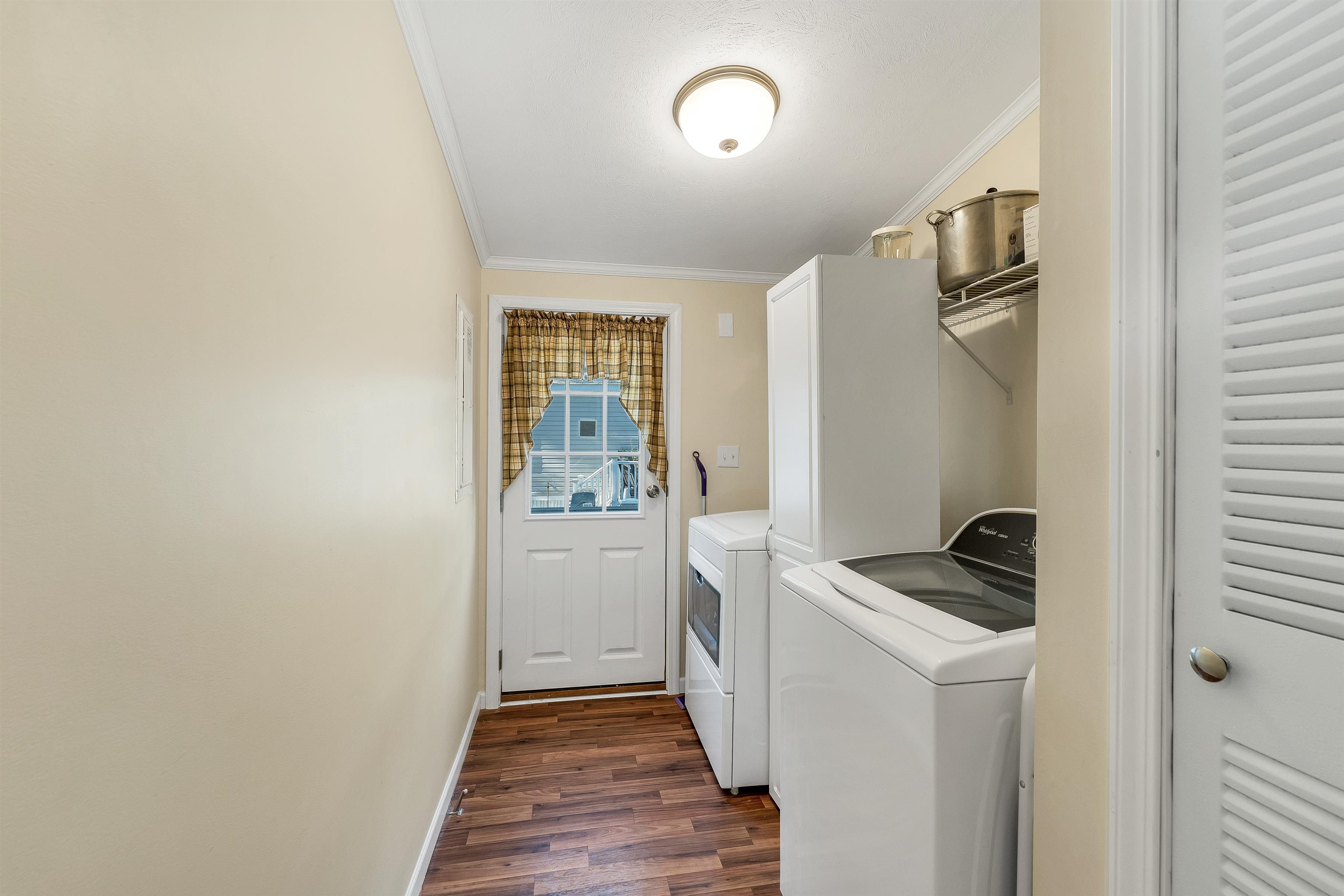 main property photo 46
