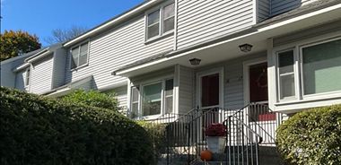 image of property with 2 Bed | 2 Bath | 1,001 Sqft