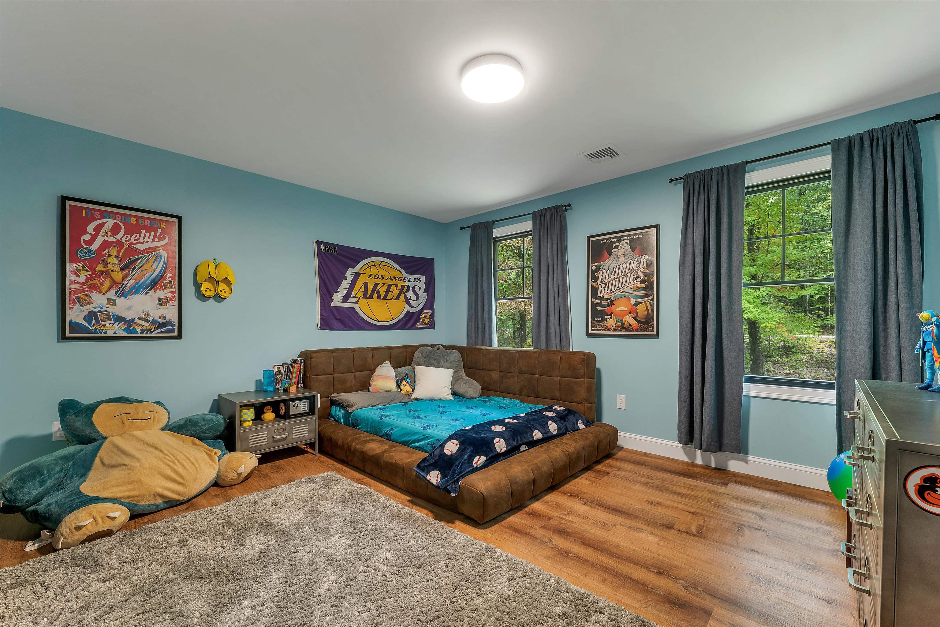 main property photo 17