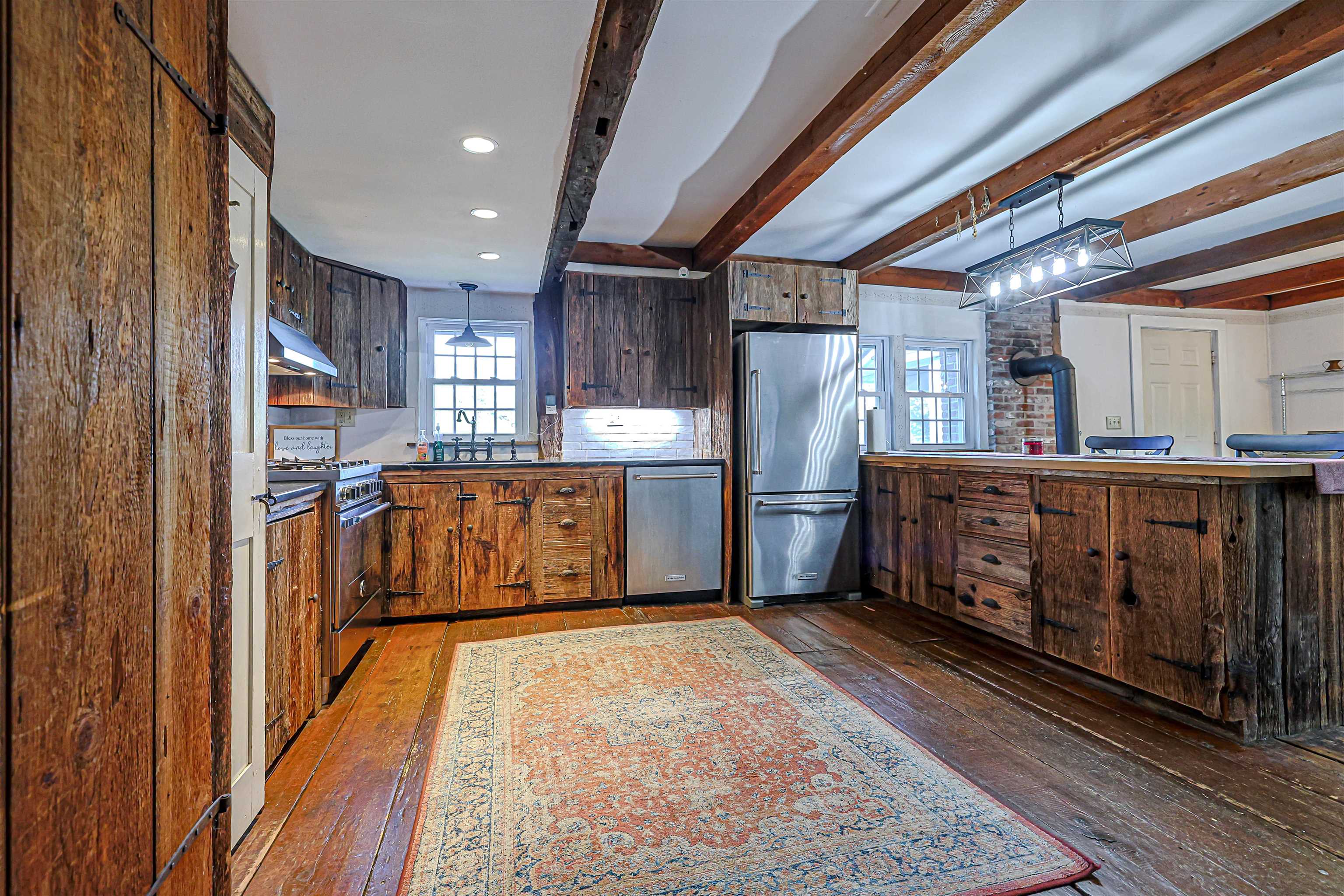 main property photo 7